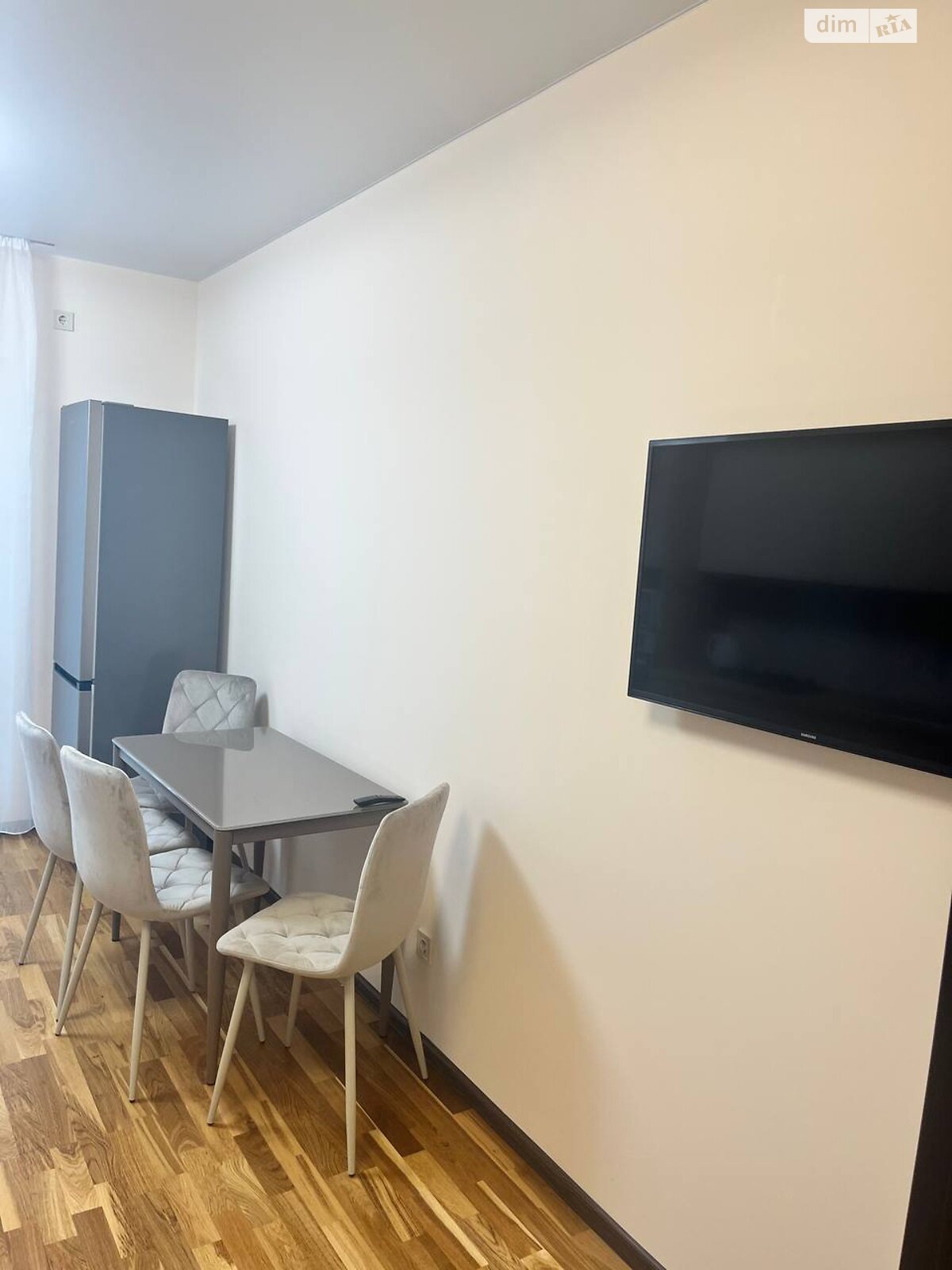 однокомнатная квартира в Ивано-Франковске, район Центр, на ул. Гетьмана Ивана Мазепы 164 корпус 3 в аренду на долгий срок помесячно фото 1 однокомнатная квартира в Ивано-Франковске, район Центр, на ул. Гетьмана Ивана Мазепы 164 корпус 3 в аренду на долгий срок помесячно фото 1