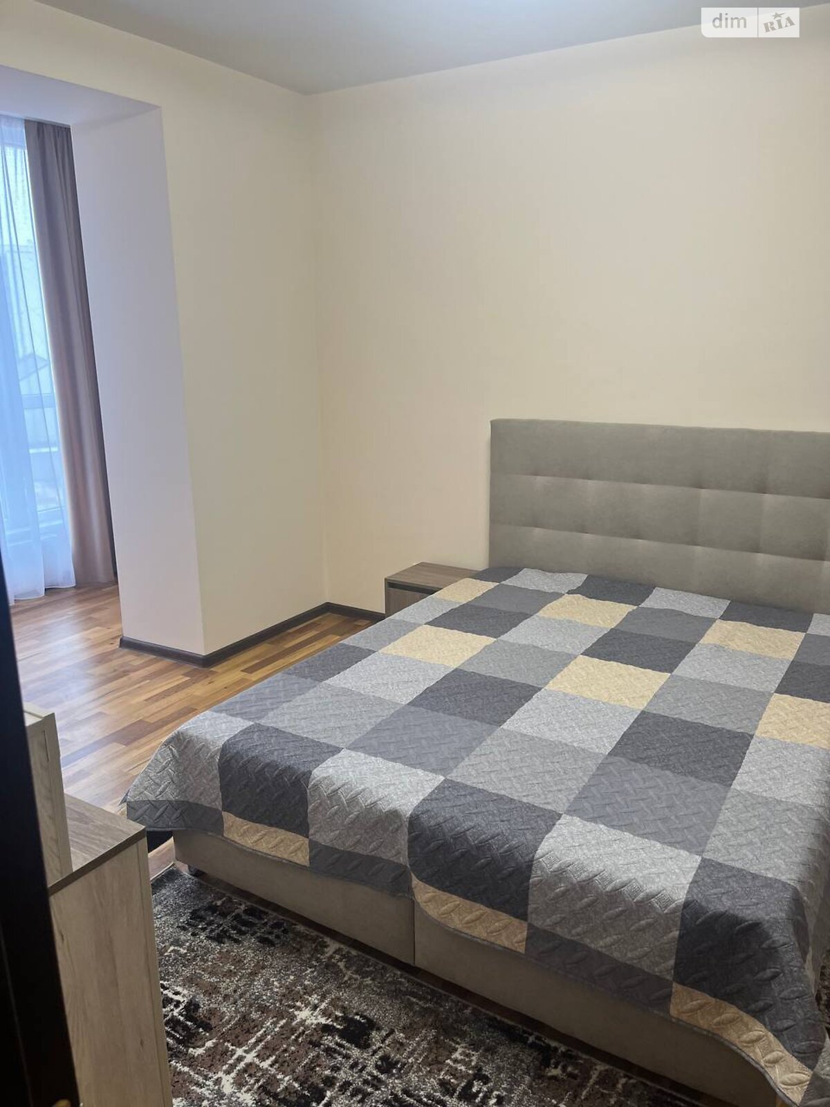 однокомнатная квартира в Ивано-Франковске, район Центр, на ул. Гетьмана Ивана Мазепы 164 корпус 3 в аренду на долгий срок помесячно фото 1 однокомнатная квартира в Ивано-Франковске, район Центр, на ул. Гетьмана Ивана Мазепы 164 корпус 3 в аренду на долгий срок помесячно фото 1