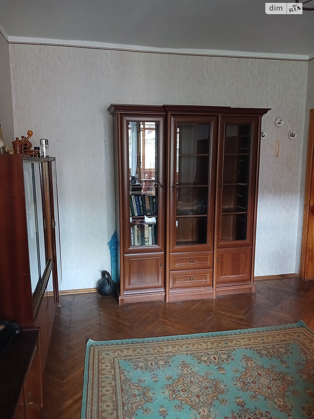 трехкомнатная квартира в Ивано-Франковске, район Центр, на ул. Гнатюка Академика 4 в аренду на долгий срок помесячно фото 1 трехкомнатная квартира в Ивано-Франковске, район Центр, на ул. Гнатюка Академика 4 в аренду на долгий срок помесячно фото 1