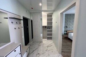 однокімнатна квартира в Івано-Франківську, район Центр, на вул. Коновальця Євгена в довготривалу оренду помісячно фото 2 однокімнатна квартира в Івано-Франківську, район Центр, на вул. Коновальця Євгена в довготривалу оренду помісячно фото 2