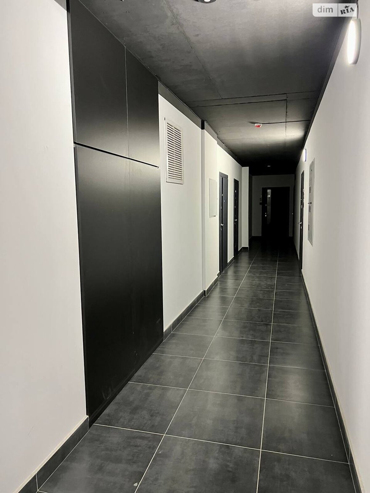 однокімнатна квартира в Івано-Франківську, район Центр, на вул. Коновальця Євгена в довготривалу оренду помісячно фото 1 однокімнатна квартира в Івано-Франківську, район Центр, на вул. Коновальця Євгена в довготривалу оренду помісячно фото 1