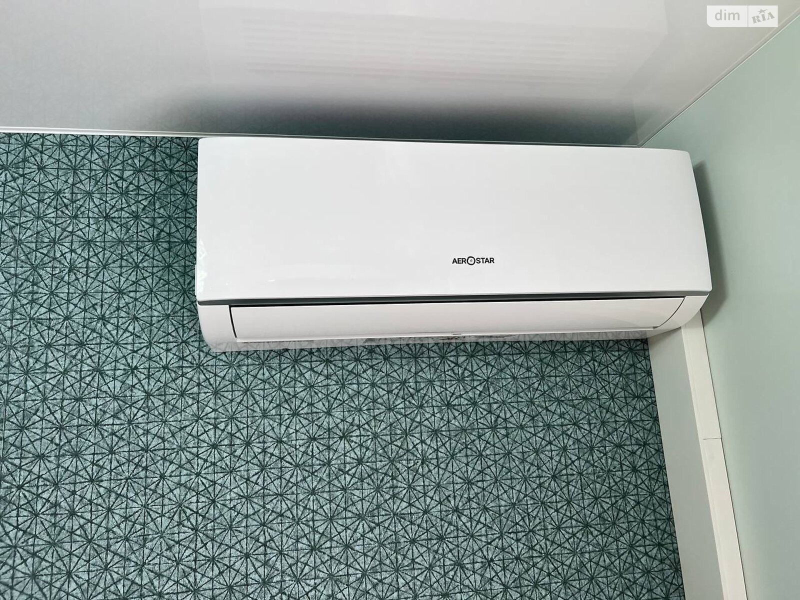 однокімнатна квартира в Івано-Франківську, район Центр, на вул. Коновальця Євгена в довготривалу оренду помісячно фото 1 однокімнатна квартира в Івано-Франківську, район Центр, на вул. Коновальця Євгена в довготривалу оренду помісячно фото 1