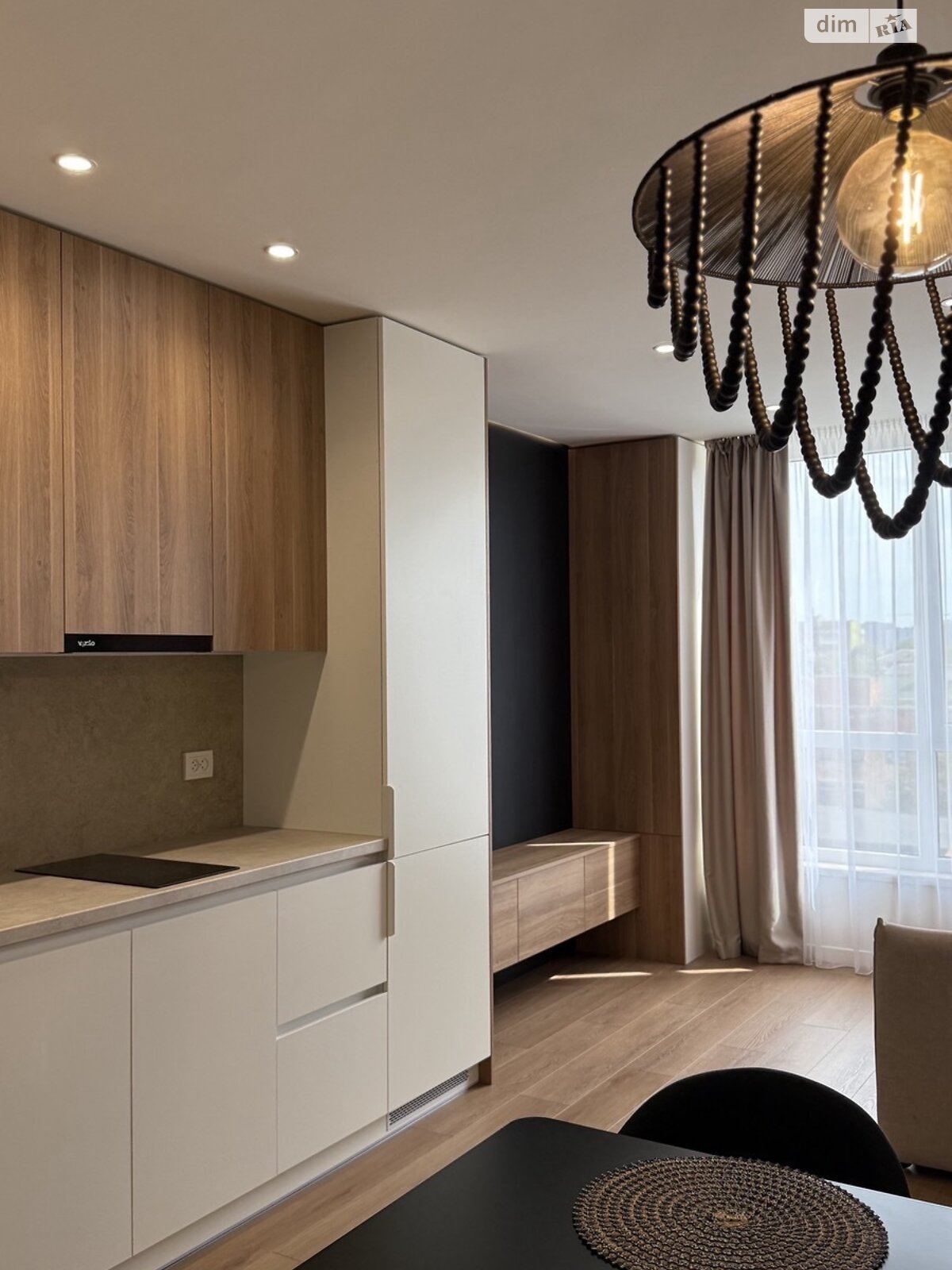 однокімнатна квартира в Івано-Франківську, район Центр, на вул. Коновальця Євгена 37А в довготривалу оренду помісячно фото 1 однокімнатна квартира в Івано-Франківську, район Центр, на вул. Коновальця Євгена 37А в довготривалу оренду помісячно фото 1