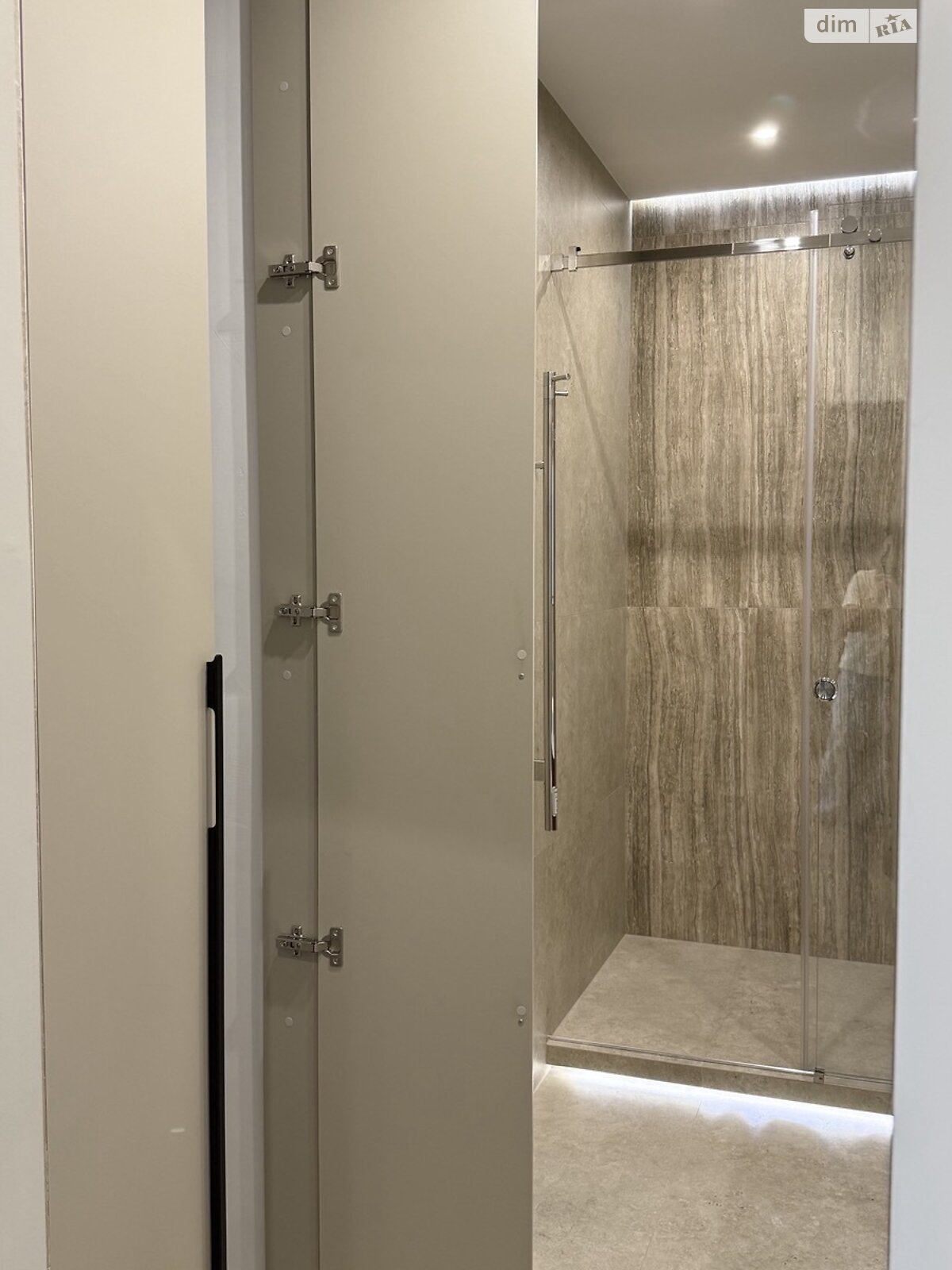 однокімнатна квартира в Івано-Франківську, район Центр, на вул. Коновальця Євгена 37А в довготривалу оренду помісячно фото 1 однокімнатна квартира в Івано-Франківську, район Центр, на вул. Коновальця Євгена 37А в довготривалу оренду помісячно фото 1