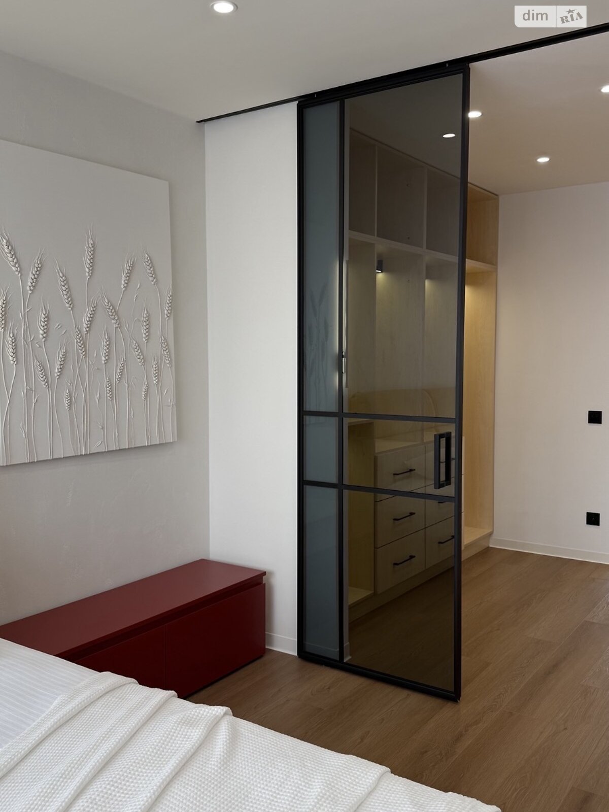 однокімнатна квартира в Івано-Франківську, район Центр, на вул. Коновальця Євгена 37А в довготривалу оренду помісячно фото 1 однокімнатна квартира в Івано-Франківську, район Центр, на вул. Коновальця Євгена 37А в довготривалу оренду помісячно фото 1