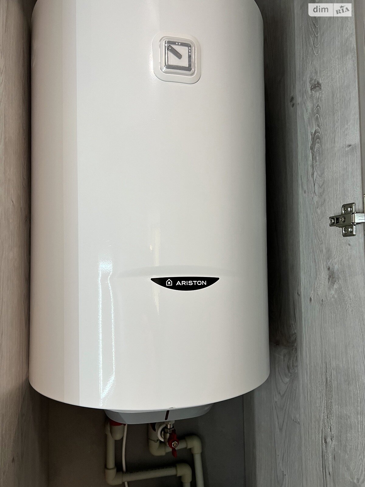 однокомнатная квартира в Ивано-Франковске, район Центр, на ул. Коновальца Евгения 37А в аренду на долгий срок помесячно фото 1