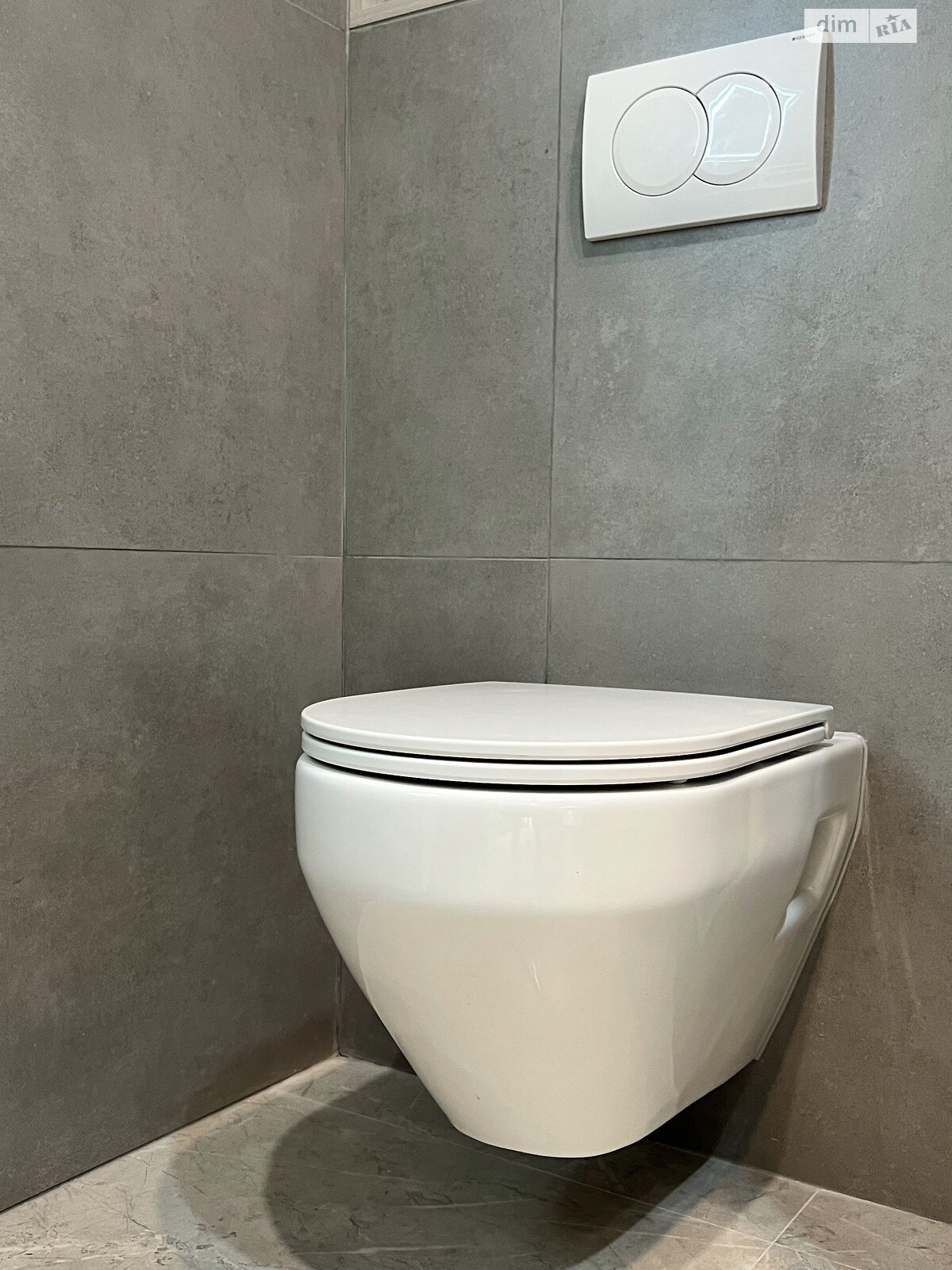 однокомнатная квартира в Ивано-Франковске, район Центр, на ул. Коновальца Евгения 37А в аренду на долгий срок помесячно фото 1