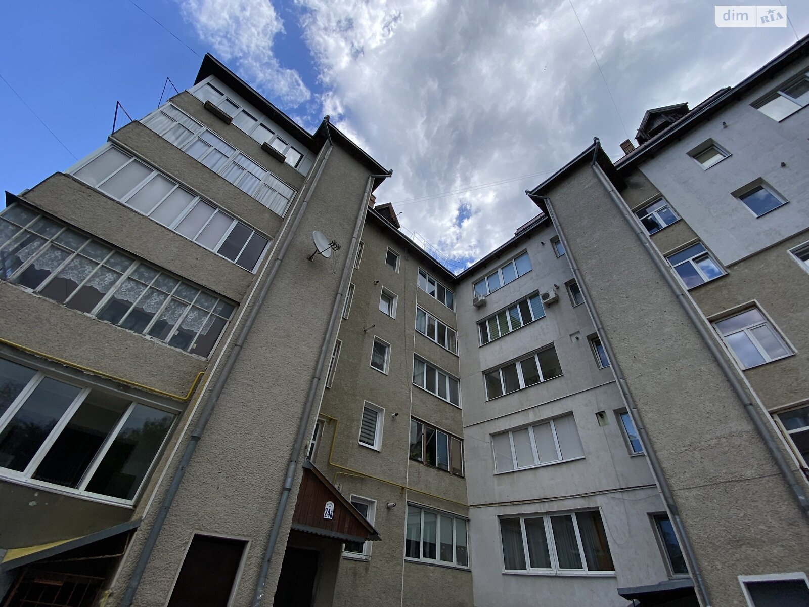 двокімнатна квартира в Івано-Франківську, район Центр, на вул. Матейки 24А в довготривалу оренду помісячно фото 1 двокімнатна квартира в Івано-Франківську, район Центр, на вул. Матейки 24А в довготривалу оренду помісячно фото 1