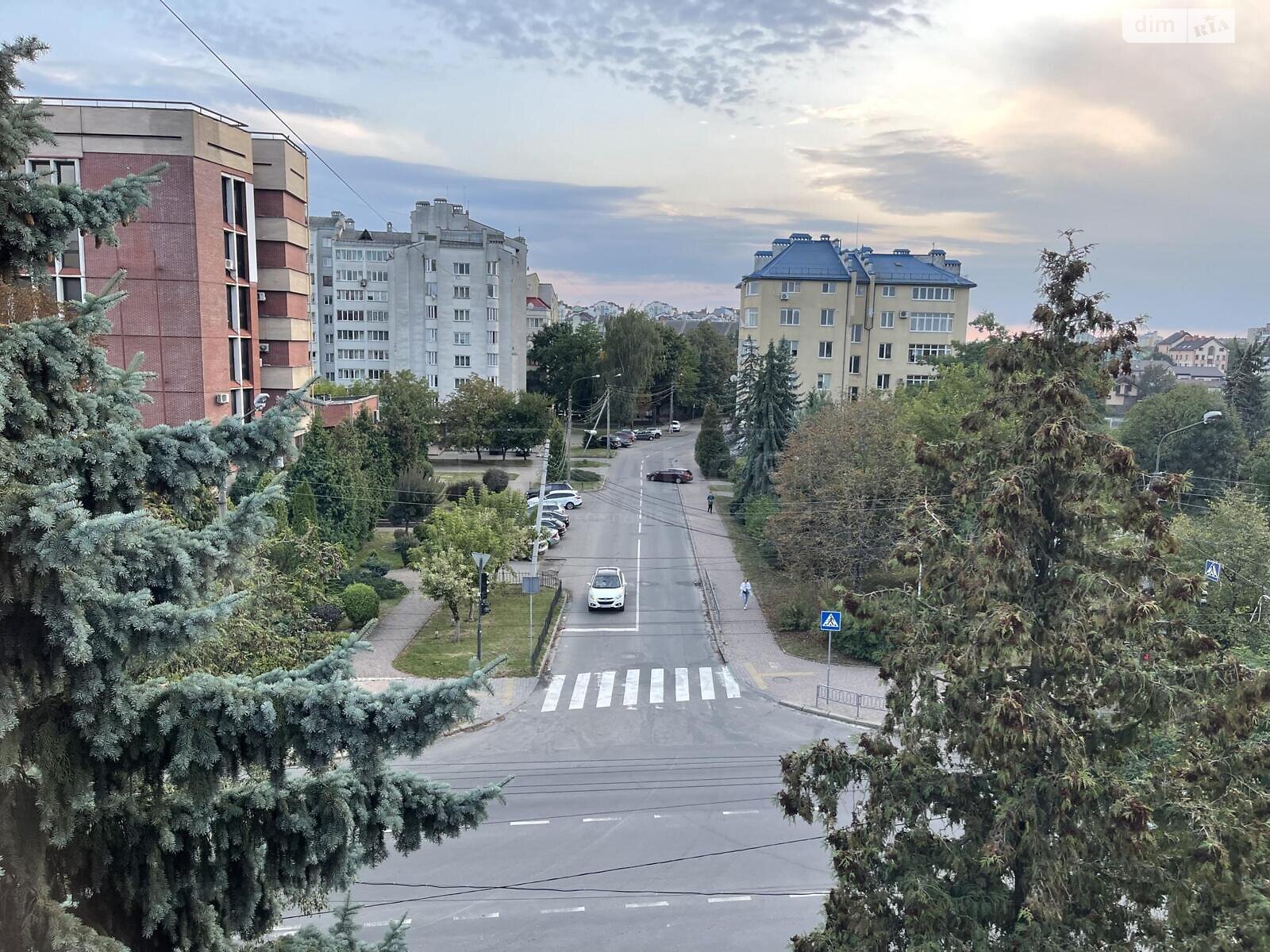 двокімнатна квартира в Івано-Франківську, район Центр, на вул. Незалежності 113 в довготривалу оренду помісячно фото 1 двокімнатна квартира в Івано-Франківську, район Центр, на вул. Незалежності 113 в довготривалу оренду помісячно фото 1
