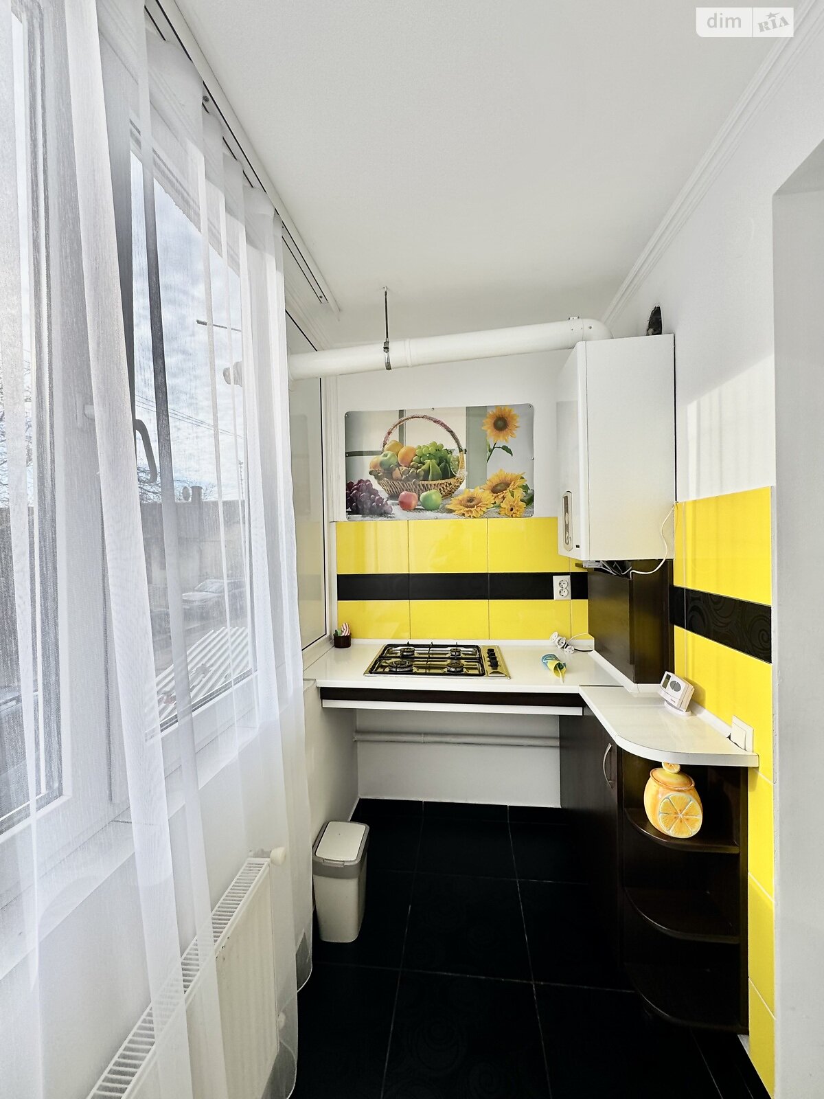 однокомнатная квартира в Ивано-Франковске, район Центр, на ул. Шухевичив в аренду на долгий срок помесячно фото 1