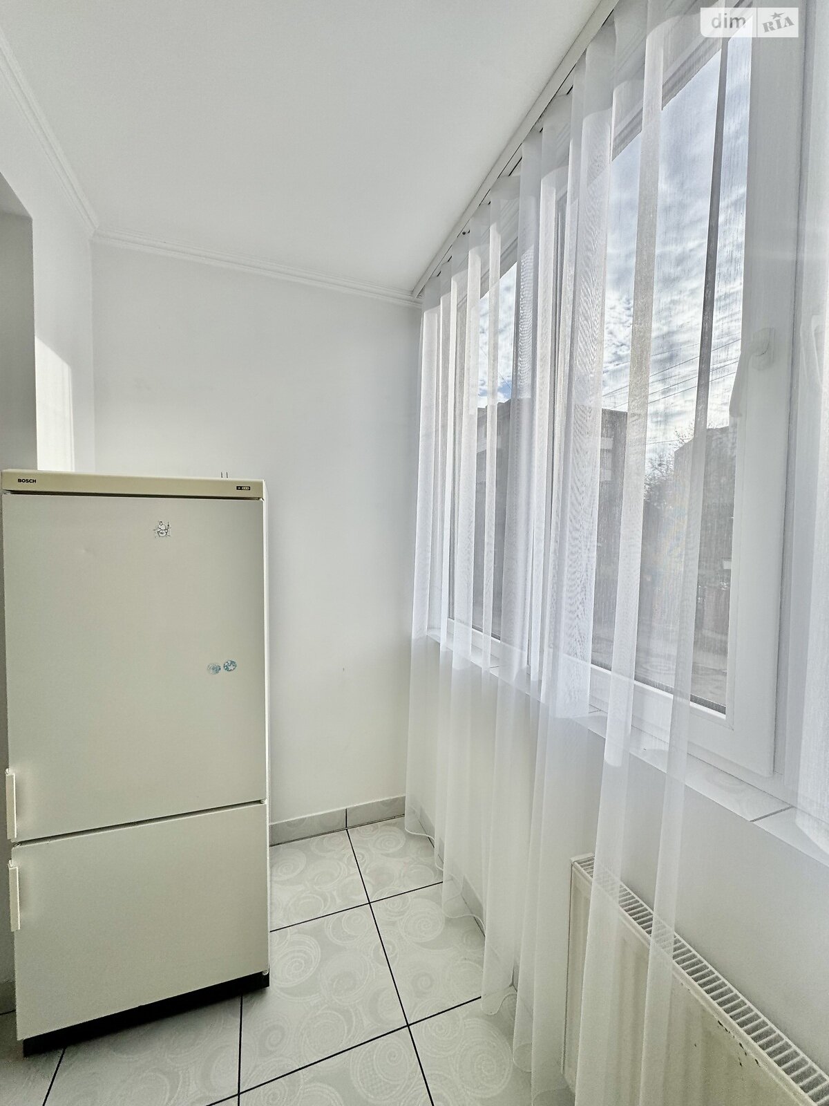 однокомнатная квартира в Ивано-Франковске, район Центр, на ул. Шухевичив в аренду на долгий срок помесячно фото 1