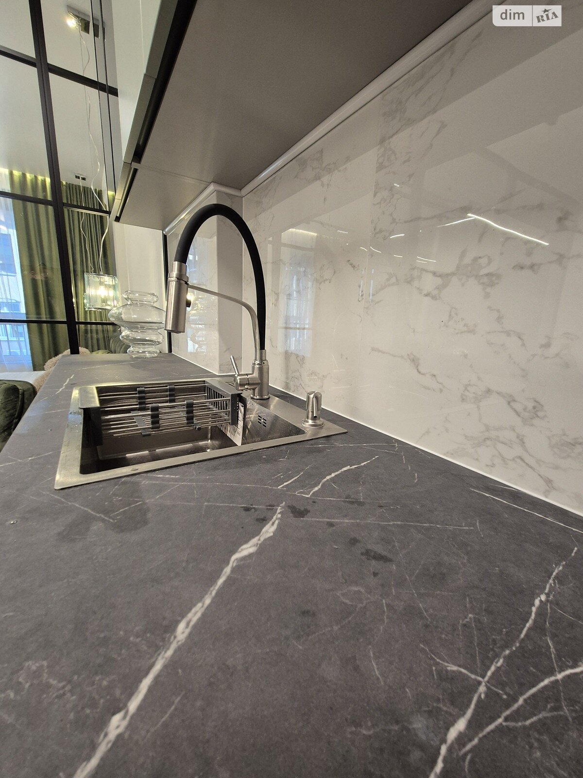 однокімнатна квартира в Івано-Франківську, район Центр, на вул. Стрільців Січових 28А в довготривалу оренду помісячно фото 1