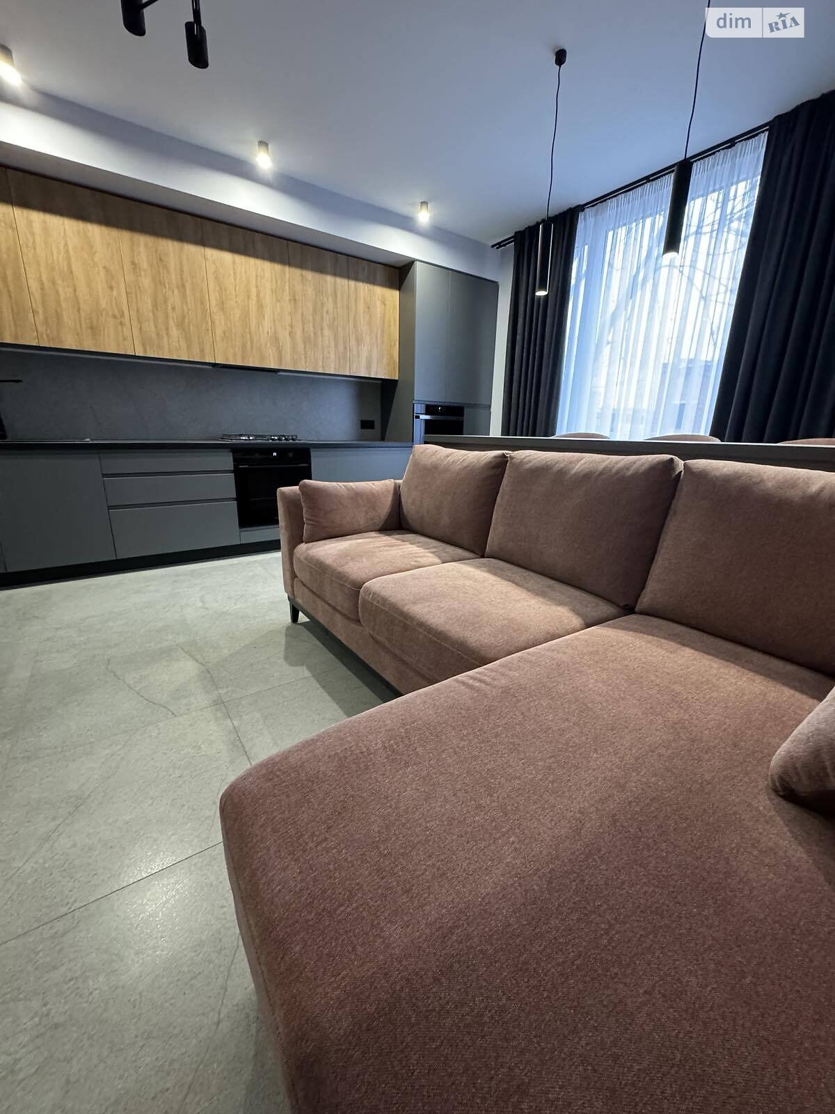 однокомнатная квартира в Ивано-Франковске, район Центр, на ул. Стрельцов Сечевых 28А в аренду на долгий срок помесячно фото 1