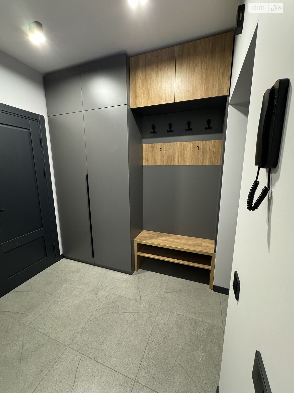 однокомнатная квартира в Ивано-Франковске, район Центр, на ул. Стрельцов Сечевых 28А в аренду на долгий срок помесячно фото 1