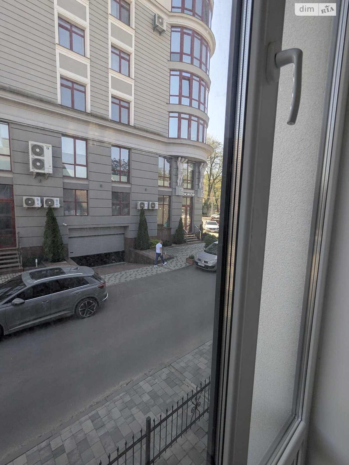 двухкомнатная квартира в Ивано-Франковске, район Центр, на ул. Теодора Цьоклера 24 в аренду на долгий срок помесячно фото 1 двухкомнатная квартира в Ивано-Франковске, район Центр, на ул. Теодора Цьоклера 24 в аренду на долгий срок помесячно фото 1