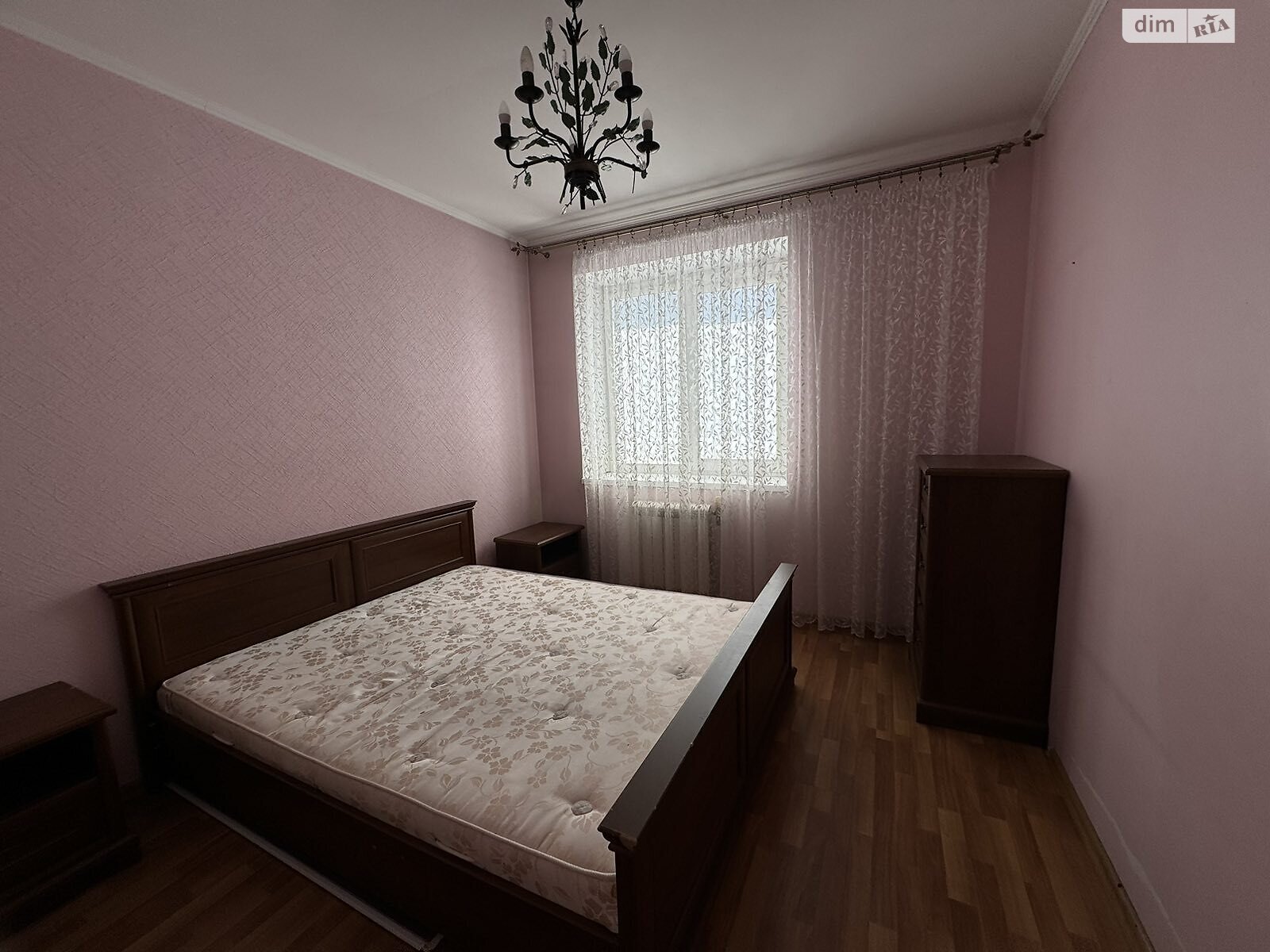 двокімнатна квартира в Івано-Франківську, район Центр, на вул. Володимира Великого 9 в довготривалу оренду помісячно фото 1 двокімнатна квартира в Івано-Франківську, район Центр, на вул. Володимира Великого 9 в довготривалу оренду помісячно фото 1