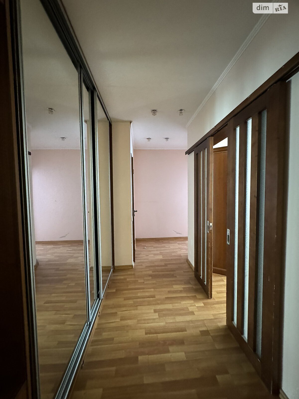 двокімнатна квартира в Івано-Франківську, район Центр, на вул. Володимира Великого 9 в довготривалу оренду помісячно фото 1 двокімнатна квартира в Івано-Франківську, район Центр, на вул. Володимира Великого 9 в довготривалу оренду помісячно фото 1