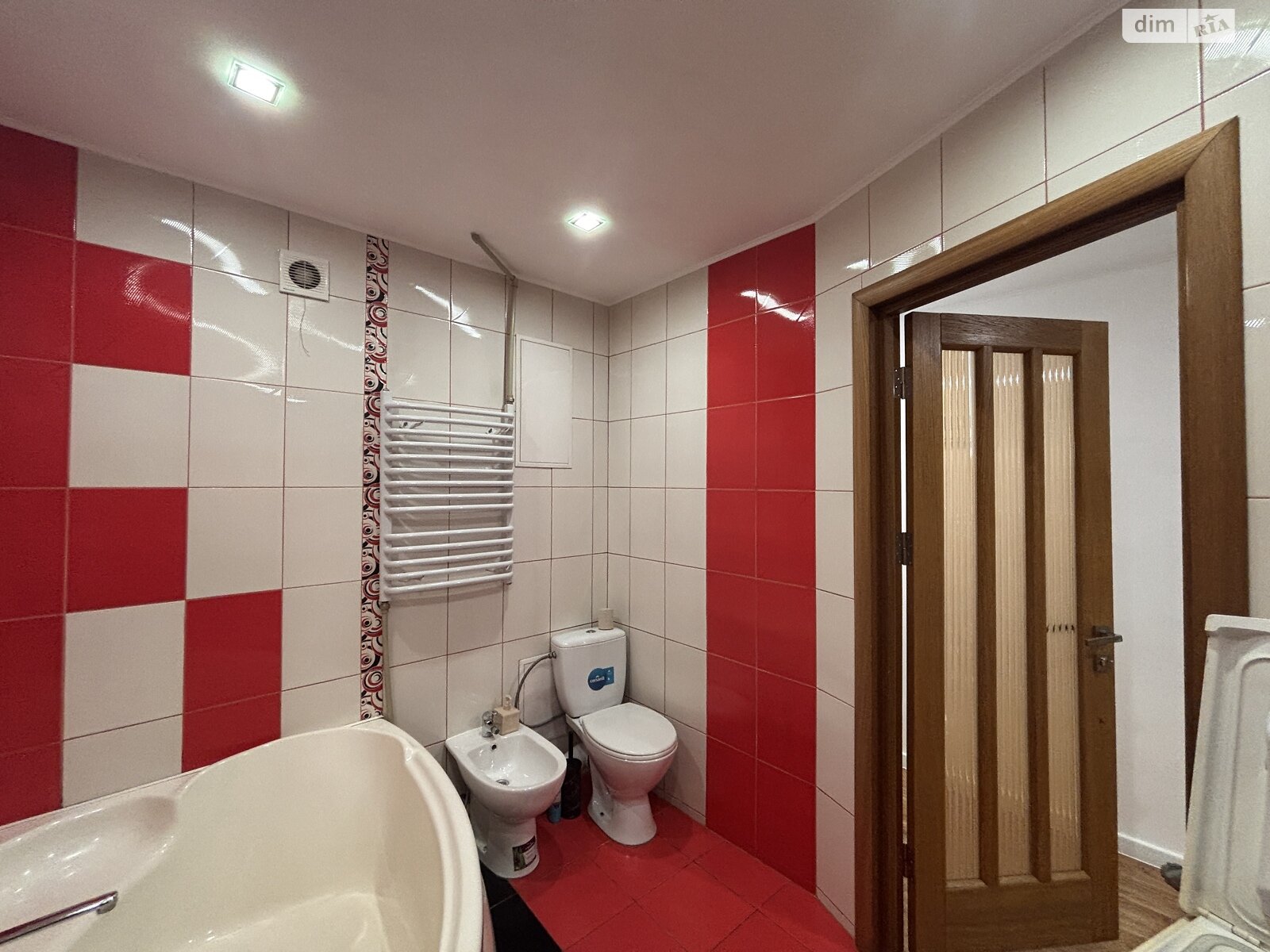 однокомнатная квартира в Ивано-Франковске, район Центр, на ул. Военных Ветеранов 3А в аренду на долгий срок помесячно фото 1