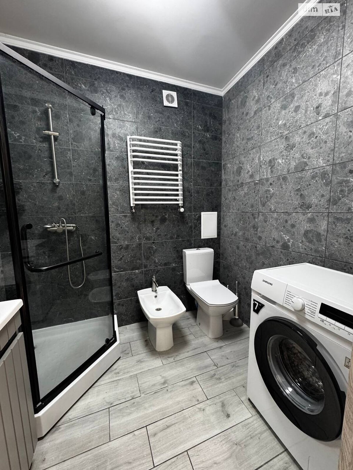 однокомнатная квартира в Ивано-Франковске, район Центр, на ул. Высочана Семена в аренду на долгий срок помесячно фото 1