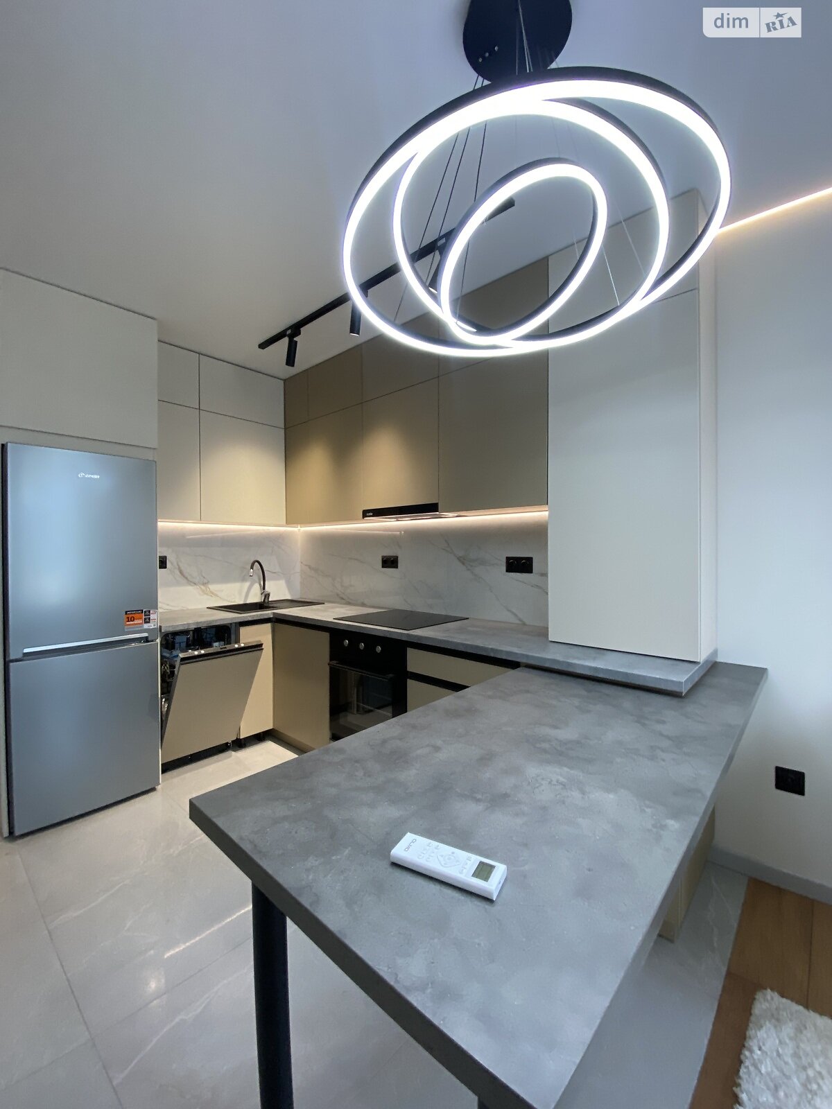 однокомнатная квартира в Ивано-Франковске, район Центр, на бул. Южный 32Б в аренду на долгий срок помесячно фото 1