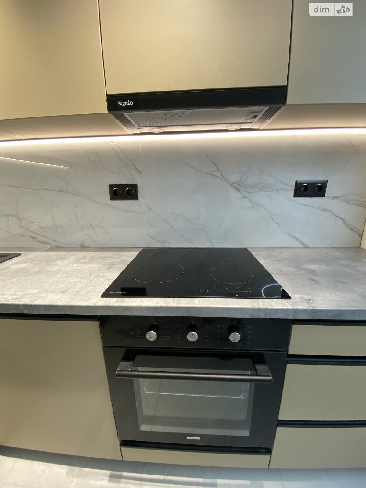 однокомнатная квартира в Ивано-Франковске, район Центр, на бул. Южный 32Б в аренду на долгий срок помесячно фото 1