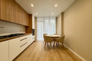 однокімнатна квартира в Івано-Франківську, район Центр, на вул. Юліана Пелеша 3 корпус 9 в довготривалу оренду помісячно фото 2 однокімнатна квартира в Івано-Франківську, район Центр, на вул. Юліана Пелеша 3 корпус 9 в довготривалу оренду помісячно фото 2