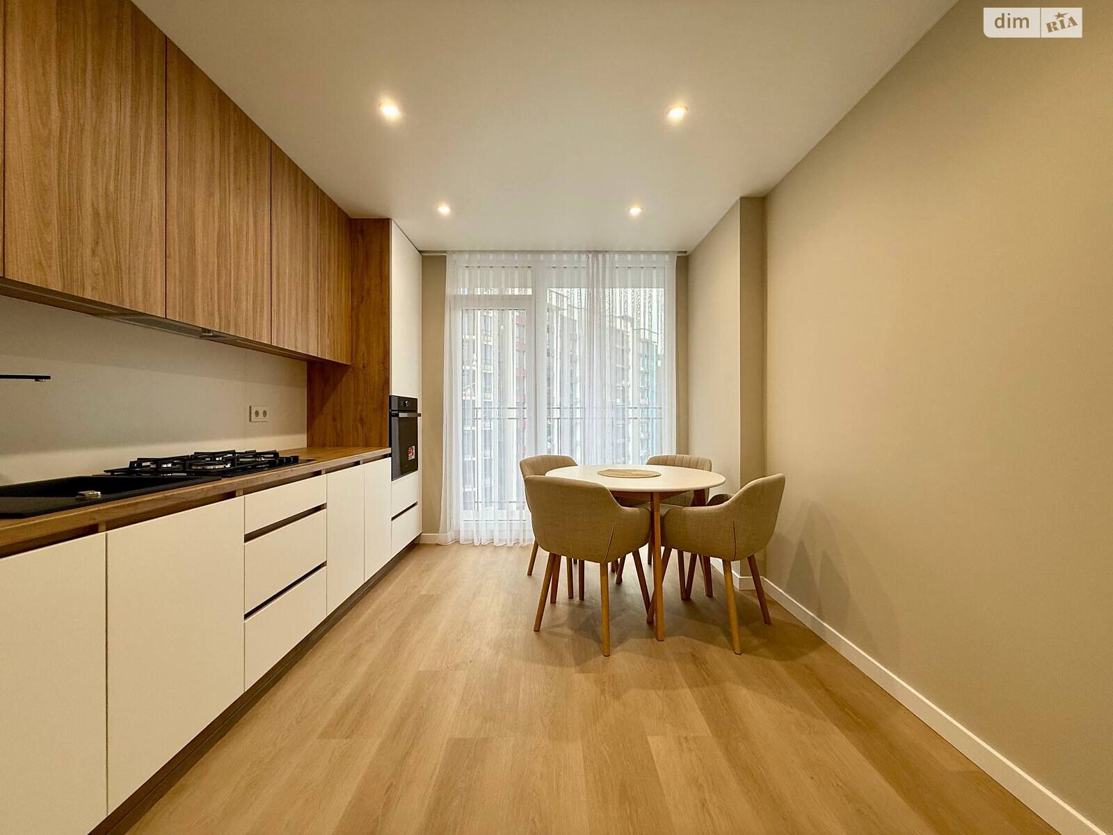 однокімнатна квартира в Івано-Франківську, район Центр, на вул. Юліана Пелеша 3 корпус 9 в довготривалу оренду помісячно фото 1 однокімнатна квартира в Івано-Франківську, район Центр, на вул. Юліана Пелеша 3 корпус 9 в довготривалу оренду помісячно фото 1