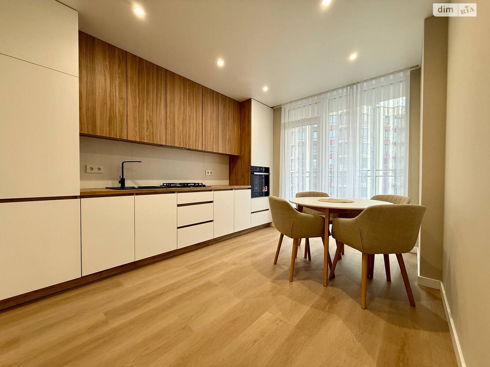 однокімнатна квартира в Івано-Франківську, район Центр, на вул. Юліана Пелеша 3 корпус 9 в довготривалу оренду помісячно фото 1 однокімнатна квартира в Івано-Франківську, район Центр, на вул. Юліана Пелеша 3 корпус 9 в довготривалу оренду помісячно фото 1