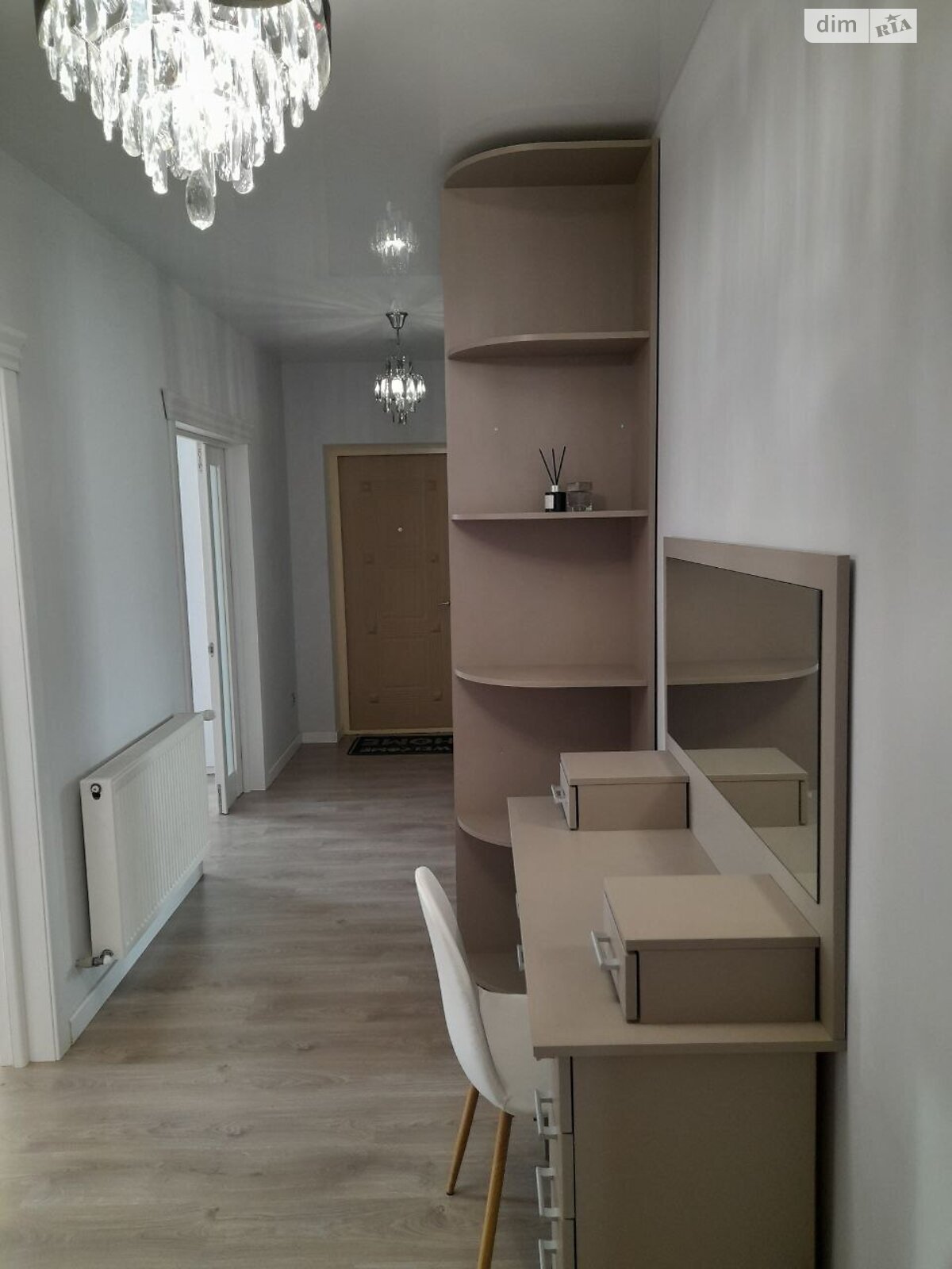 трикімнатна квартира в Івано-Франківську, на вул. Урожайна 3 в довготривалу оренду помісячно фото 1