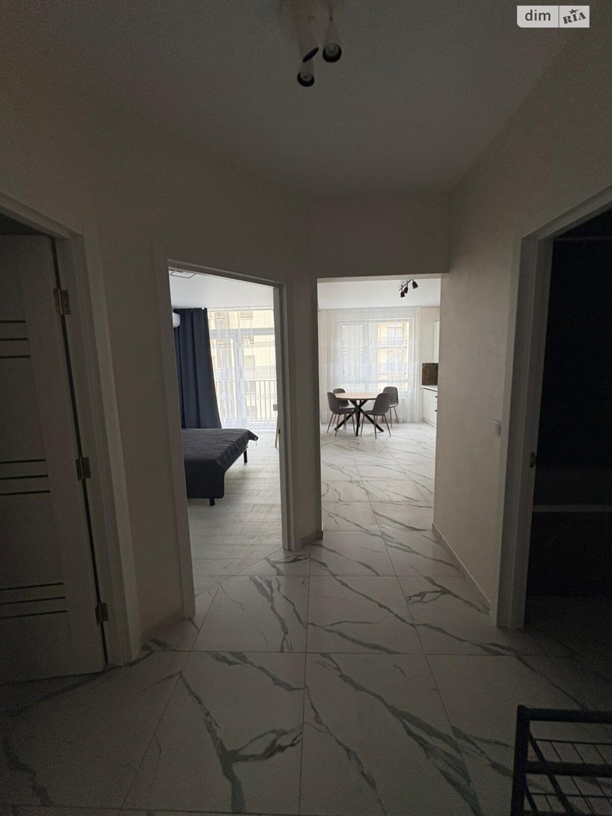 однокомнатная квартира в Ивано-Франковске, район Вокзал, на ул. Кобылянской 22А корпус 1 в аренду на долгий срок помесячно фото 1