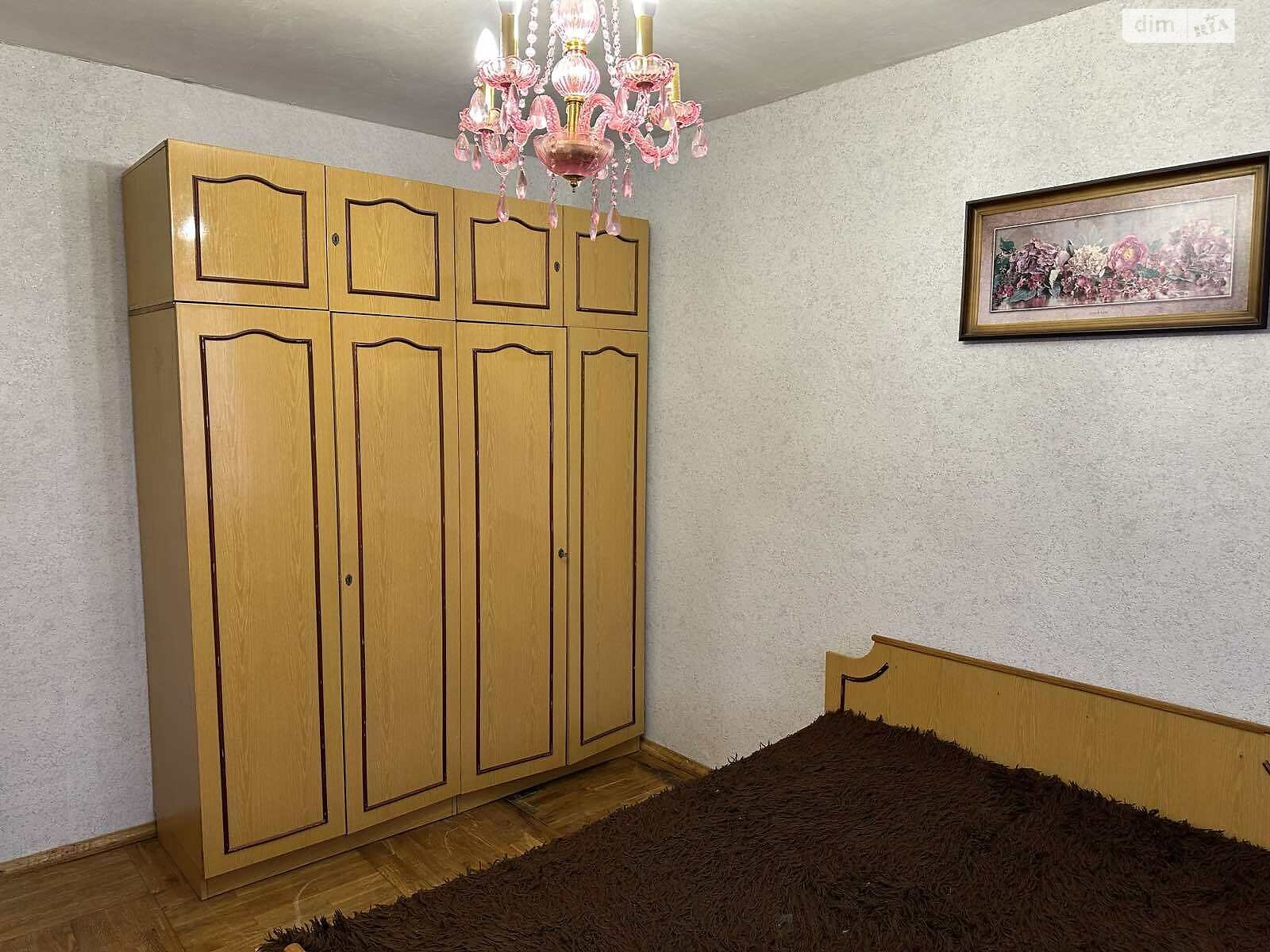 четырехкомнатная квартира в Житомире, район Богунский, на ул. Маликова 28 в аренду на долгий срок помесячно фото 1