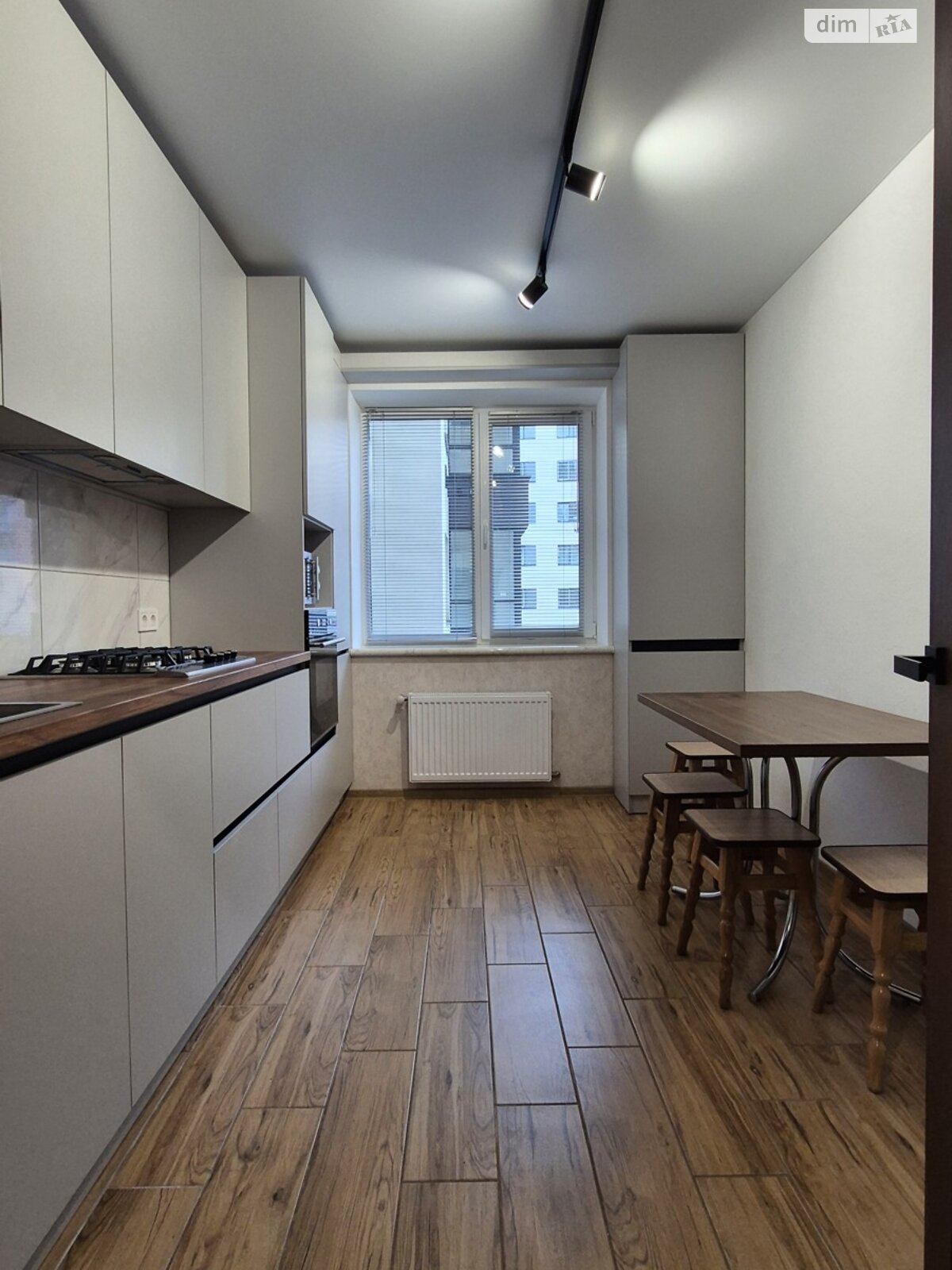 двокімнатна квартира в Житомирі, район Богунський, на вул. Євгена Рихліка в довготривалу оренду помісячно фото 1 двокімнатна квартира в Житомирі, район Богунський, на вул. Євгена Рихліка в довготривалу оренду помісячно фото 1