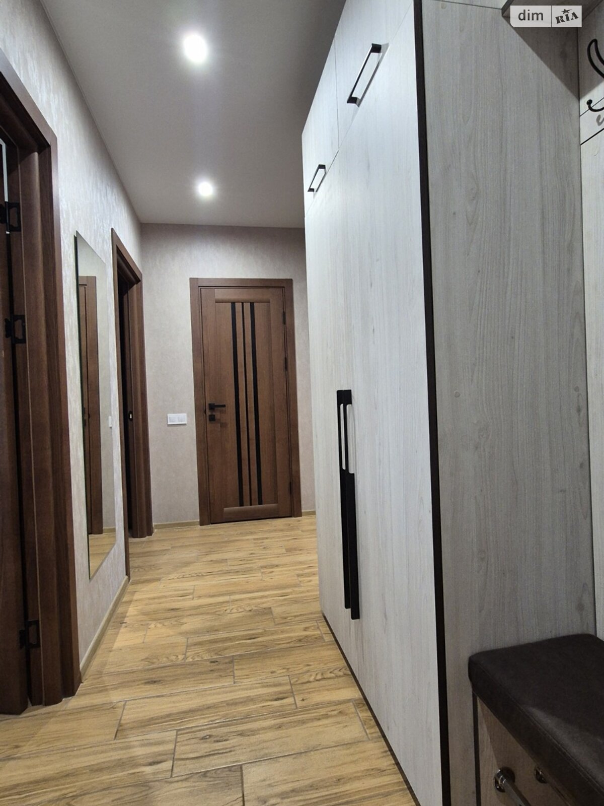 двокімнатна квартира в Житомирі, район Богунський, на вул. Євгена Рихліка в довготривалу оренду помісячно фото 1 двокімнатна квартира в Житомирі, район Богунський, на вул. Євгена Рихліка в довготривалу оренду помісячно фото 1