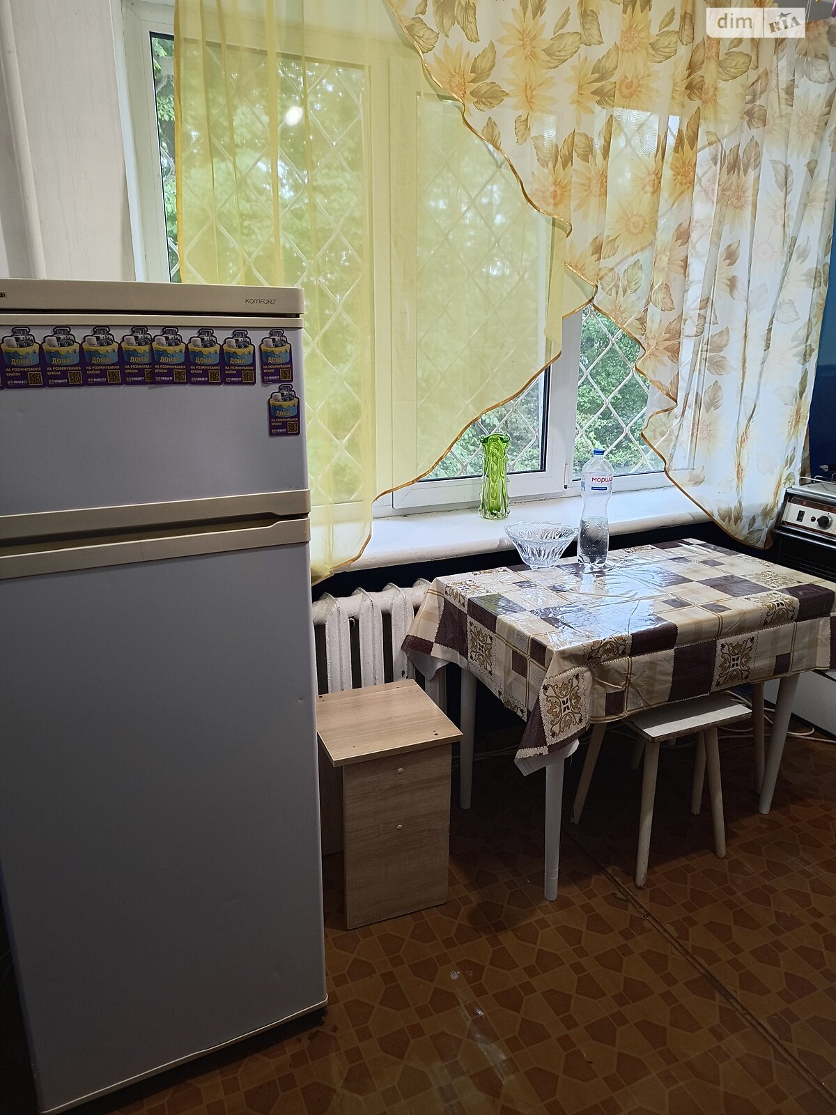 двокімнатна квартира з меблями в Житомирі, район Богунський, на вул. Короленка 10 в довготривалу оренду помісячно фото 1 двокімнатна квартира з меблями в Житомирі, район Богунський, на вул. Короленка 10 в довготривалу оренду помісячно фото 1