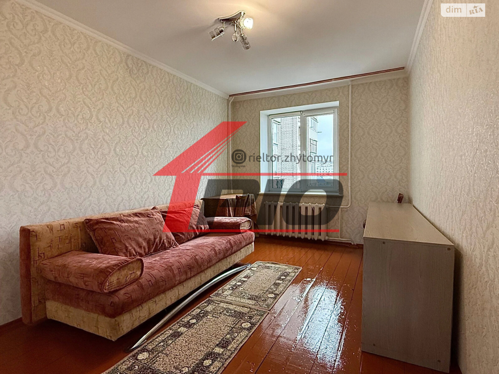 трехкомнатная квартира в Житомире, район Богунский, на ул. Парниковая в аренду на долгий срок помесячно фото 1 трехкомнатная квартира в Житомире, район Богунский, на ул. Парниковая в аренду на долгий срок помесячно фото 1
