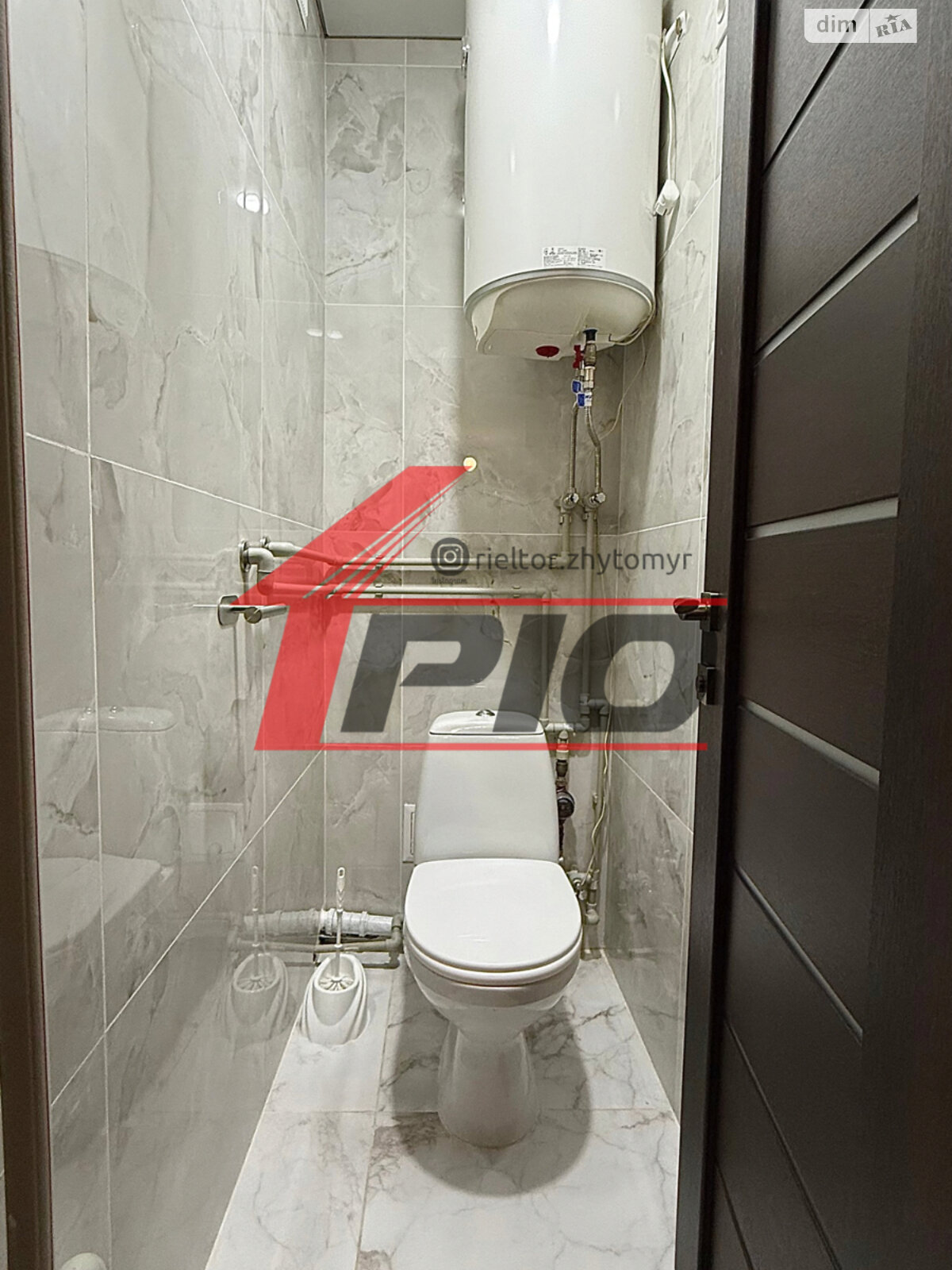 трехкомнатная квартира в Житомире, район Богунский, на ул. Парниковая в аренду на долгий срок помесячно фото 1 трехкомнатная квартира в Житомире, район Богунский, на ул. Парниковая в аренду на долгий срок помесячно фото 1