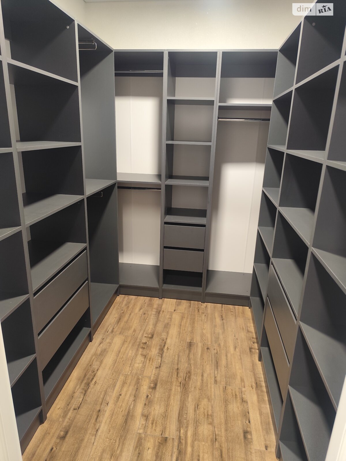 однокімнатна квартира в Житомирі, на вул. Домбровського 3Д в довготривалу оренду помісячно фото 1 однокімнатна квартира в Житомирі, на вул. Домбровського 3Д в довготривалу оренду помісячно фото 1