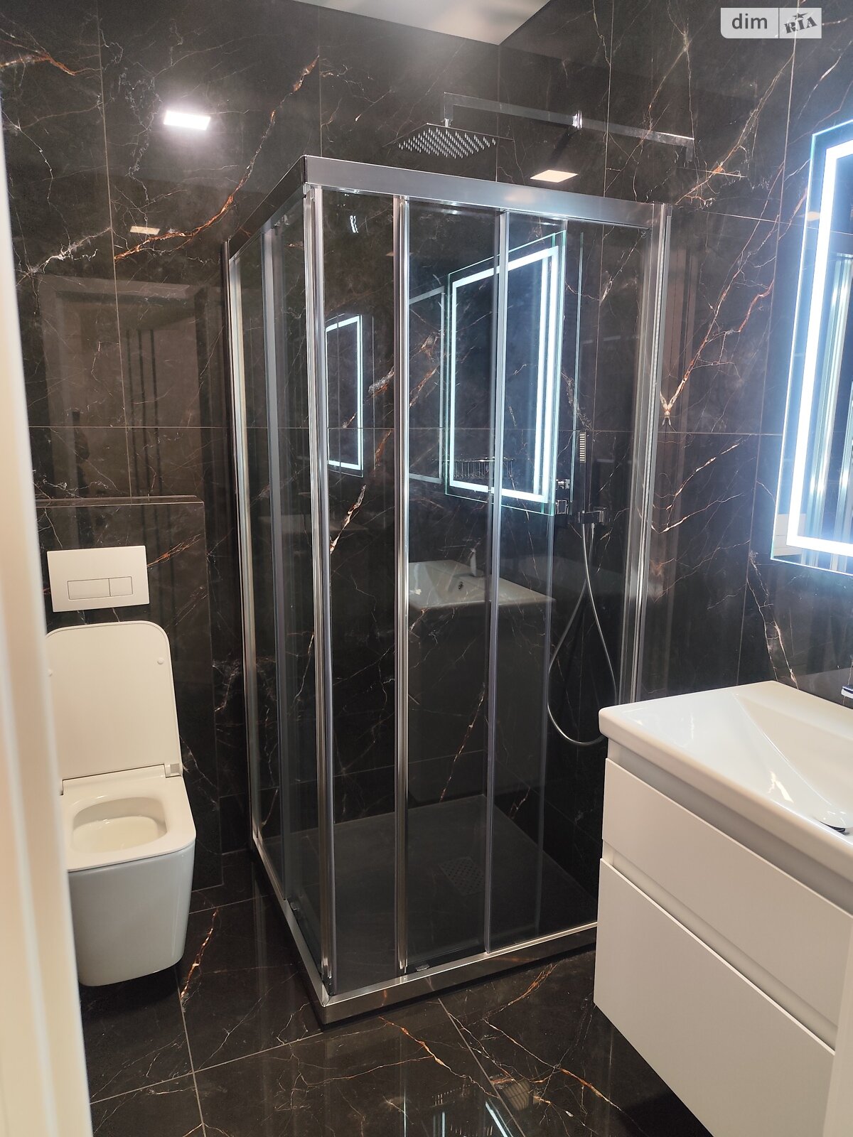 однокімнатна квартира в Житомирі, на вул. Домбровського 3Д в довготривалу оренду помісячно фото 1 однокімнатна квартира в Житомирі, на вул. Домбровського 3Д в довготривалу оренду помісячно фото 1