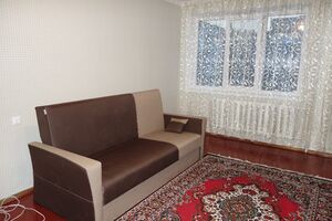 однокомнатная квартира с мебелью в Житомире, район Гормолзавод, на ул. Героев Чернобыля в аренду на долгий срок помесячно фото 2