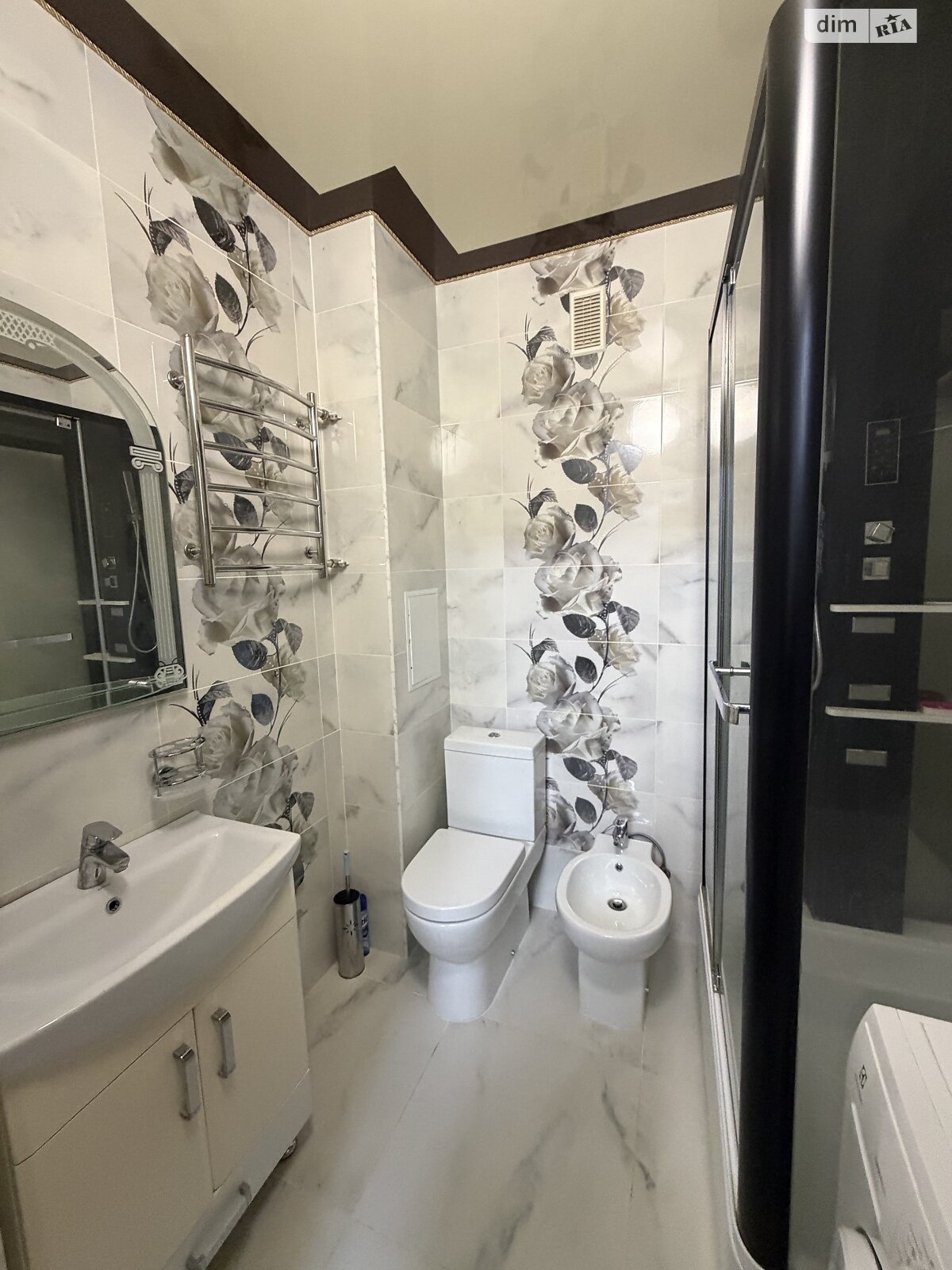 однокомнатная квартира в Житомире, район Корбутовка, на пр. Богуна Ивана в аренду на долгий срок помесячно фото 1 однокомнатная квартира в Житомире, район Корбутовка, на пр. Богуна Ивана в аренду на долгий срок помесячно фото 1