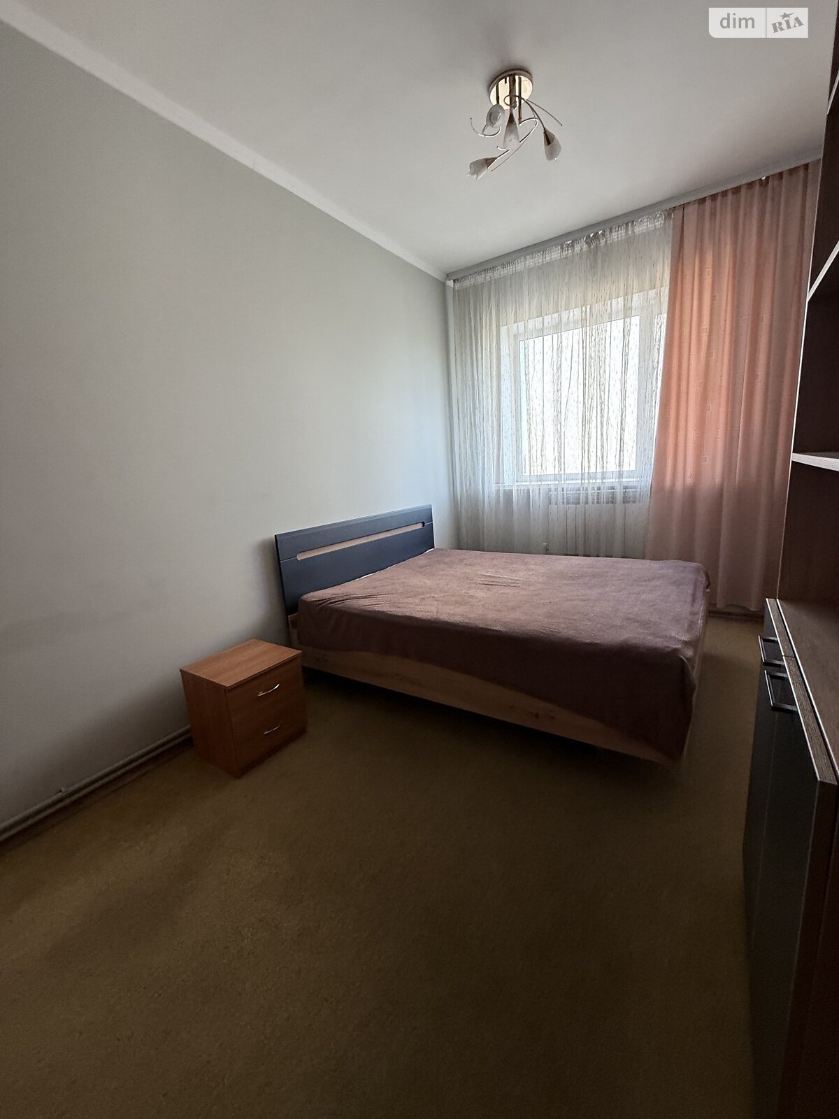 трехкомнатная квартира в Житомире, район Корбутовка, на ул. Радонова 5, кв. 2 в аренду на долгий срок помесячно фото 1 трехкомнатная квартира в Житомире, район Корбутовка, на ул. Радонова 5, кв. 2 в аренду на долгий срок помесячно фото 1