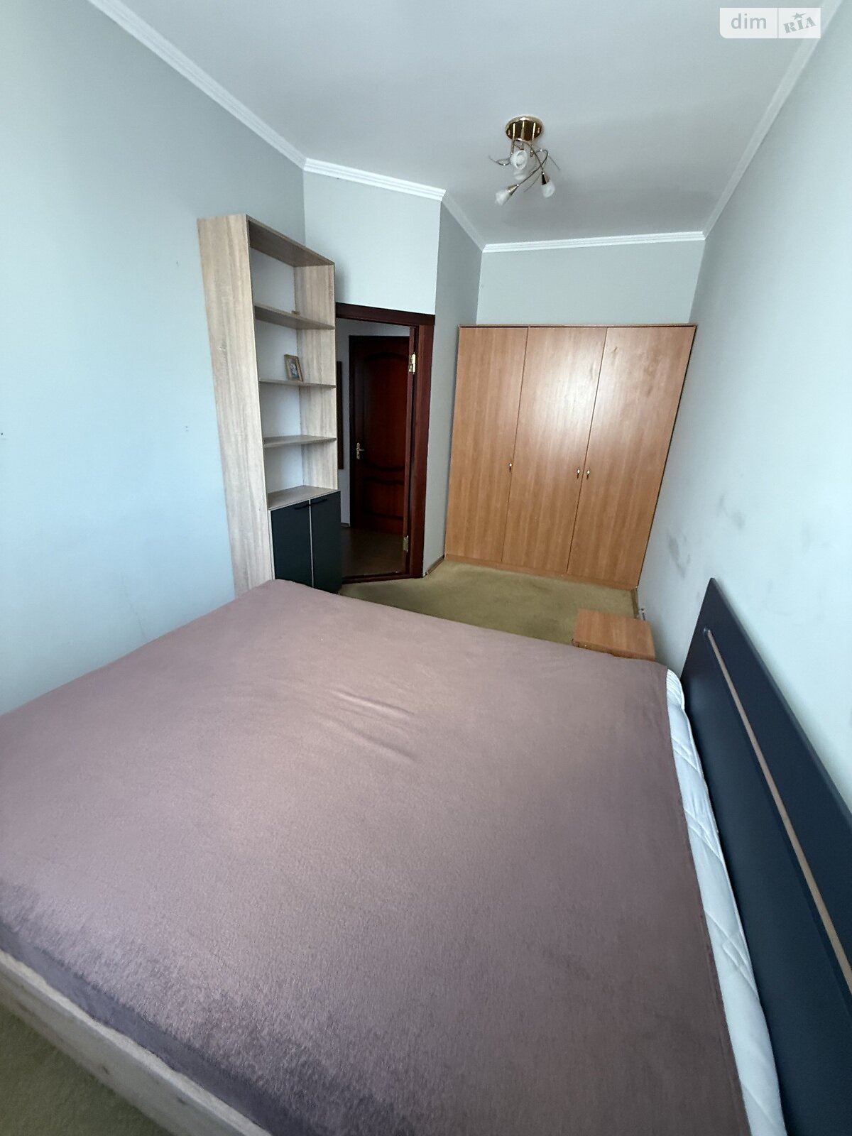 трехкомнатная квартира в Житомире, район Корбутовка, на ул. Радонова 5, кв. 2 в аренду на долгий срок помесячно фото 1 трехкомнатная квартира в Житомире, район Корбутовка, на ул. Радонова 5, кв. 2 в аренду на долгий срок помесячно фото 1