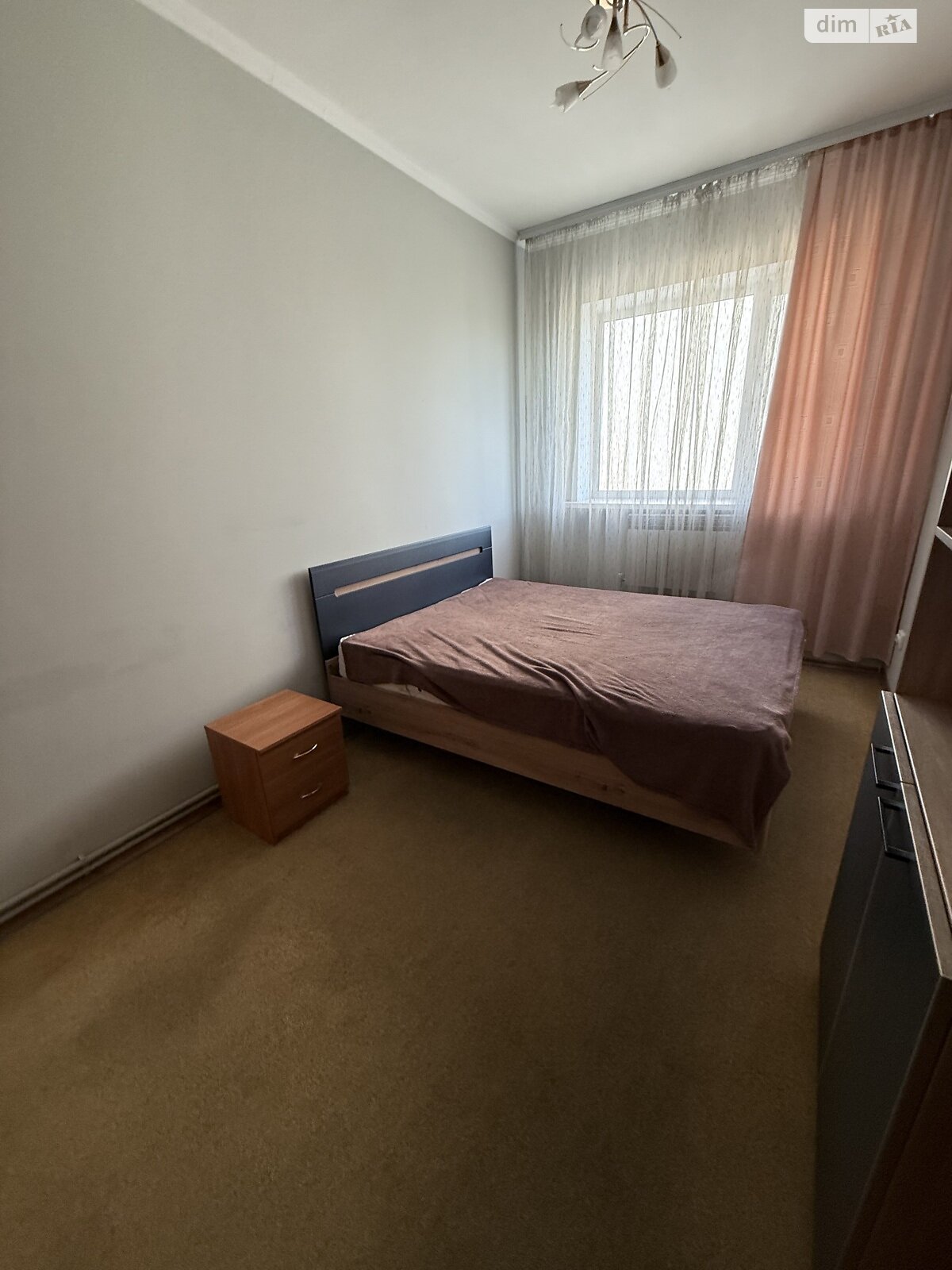 трехкомнатная квартира в Житомире, район Корбутовка, на ул. Радонова 5, кв. 2 в аренду на долгий срок помесячно фото 1 трехкомнатная квартира в Житомире, район Корбутовка, на ул. Радонова 5, кв. 2 в аренду на долгий срок помесячно фото 1