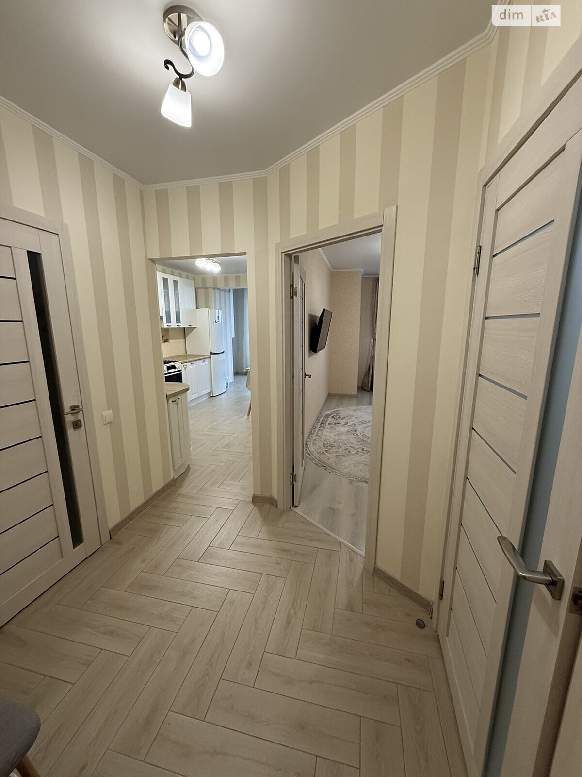 однокомнатная квартира в Житомире, район Корбутовка, на пр. Шпаковский 27 в аренду на долгий срок помесячно фото 1