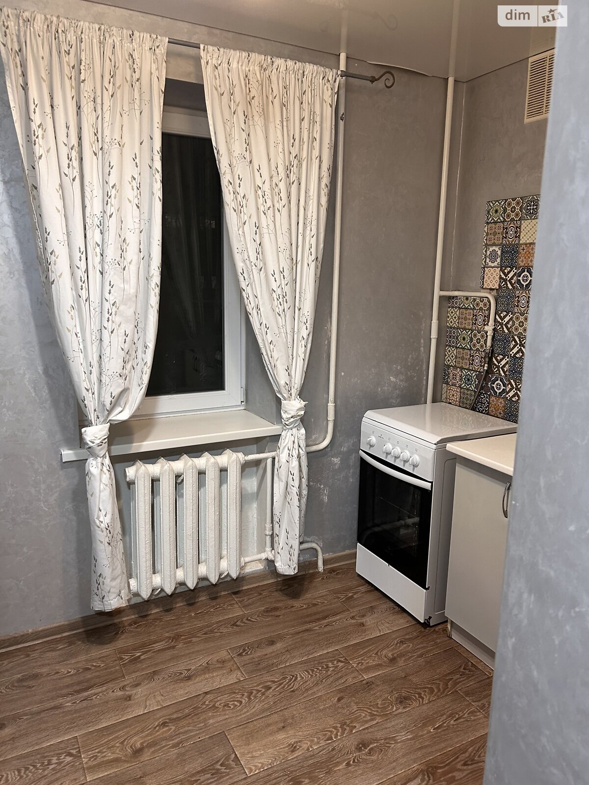 однокімнатна квартира в Житомирі, район Польова, на вул. Кибальчича 4 в довготривалу оренду помісячно фото 1 однокімнатна квартира в Житомирі, район Польова, на вул. Кибальчича 4 в довготривалу оренду помісячно фото 1