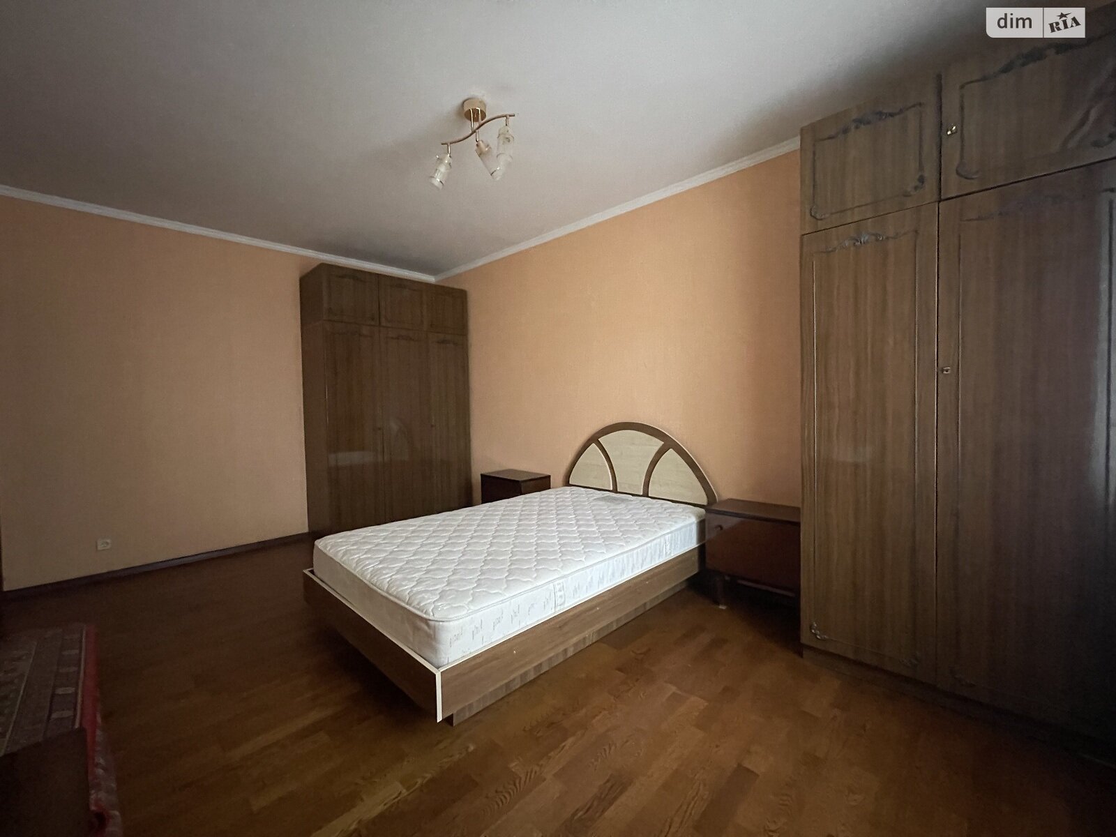 двокімнатна квартира в Житомирі, район Польова, на вул. Корольова 48Б в довготривалу оренду помісячно фото 1