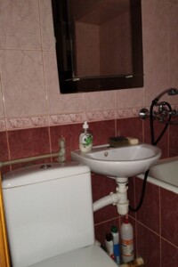 двухкомнатная квартира в Житомире, район Сенный рынок, на ул. Покровская 57Б в аренду на долгий срок помесячно фото 2