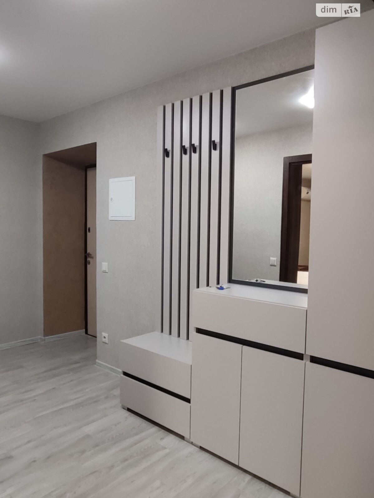 однокомнатная квартира в Житомире, район Центр, на ул. Домбровского в аренду на долгий срок помесячно фото 1 однокомнатная квартира в Житомире, район Центр, на ул. Домбровского в аренду на долгий срок помесячно фото 1