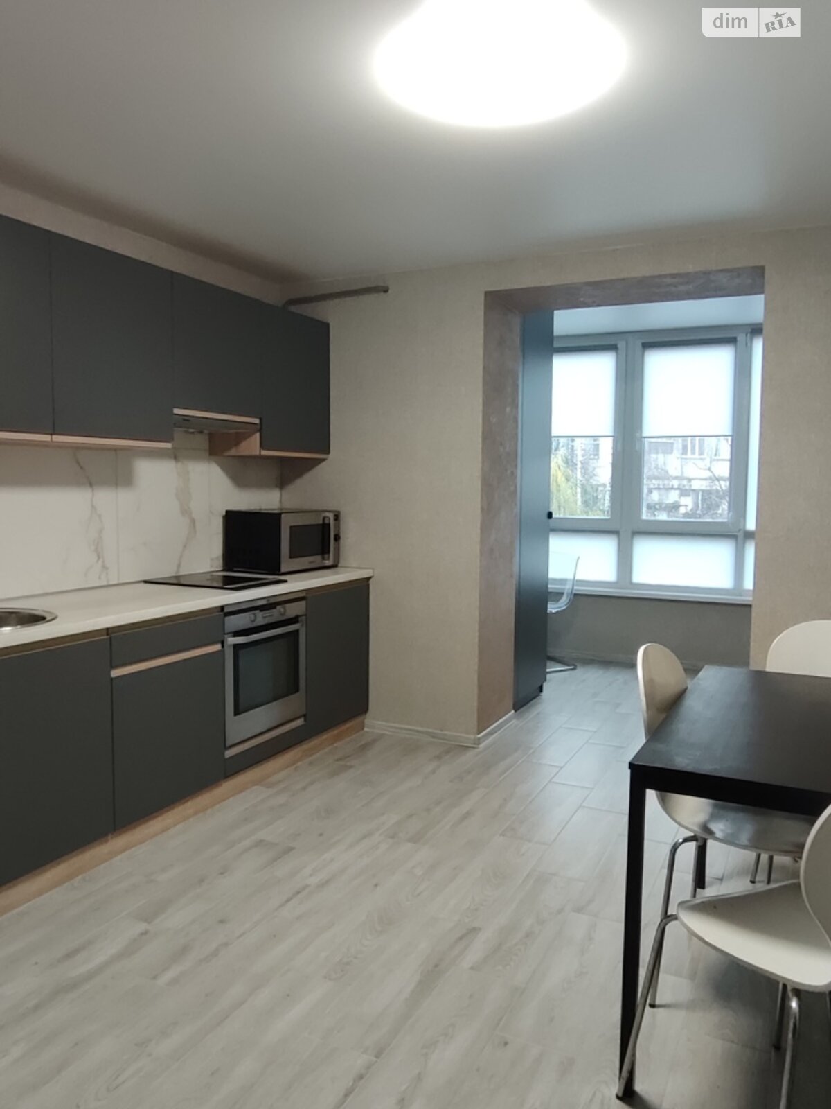 однокомнатная квартира в Житомире, район Центр, на ул. Домбровского в аренду на долгий срок помесячно фото 1