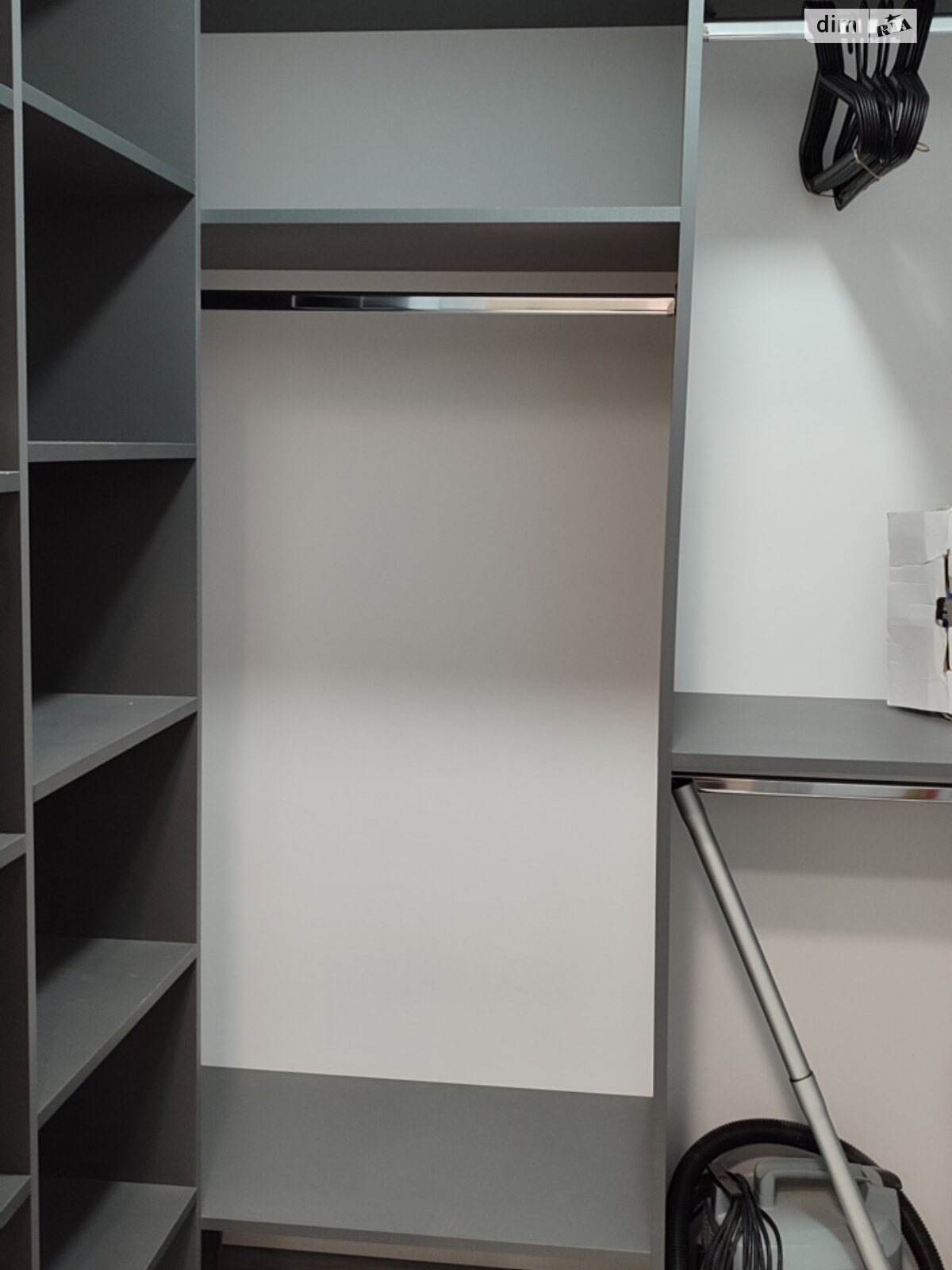 однокімнатна квартира в Житомирі, район Центр, на вул. Домбровського в довготривалу оренду помісячно фото 1 однокімнатна квартира в Житомирі, район Центр, на вул. Домбровського в довготривалу оренду помісячно фото 1